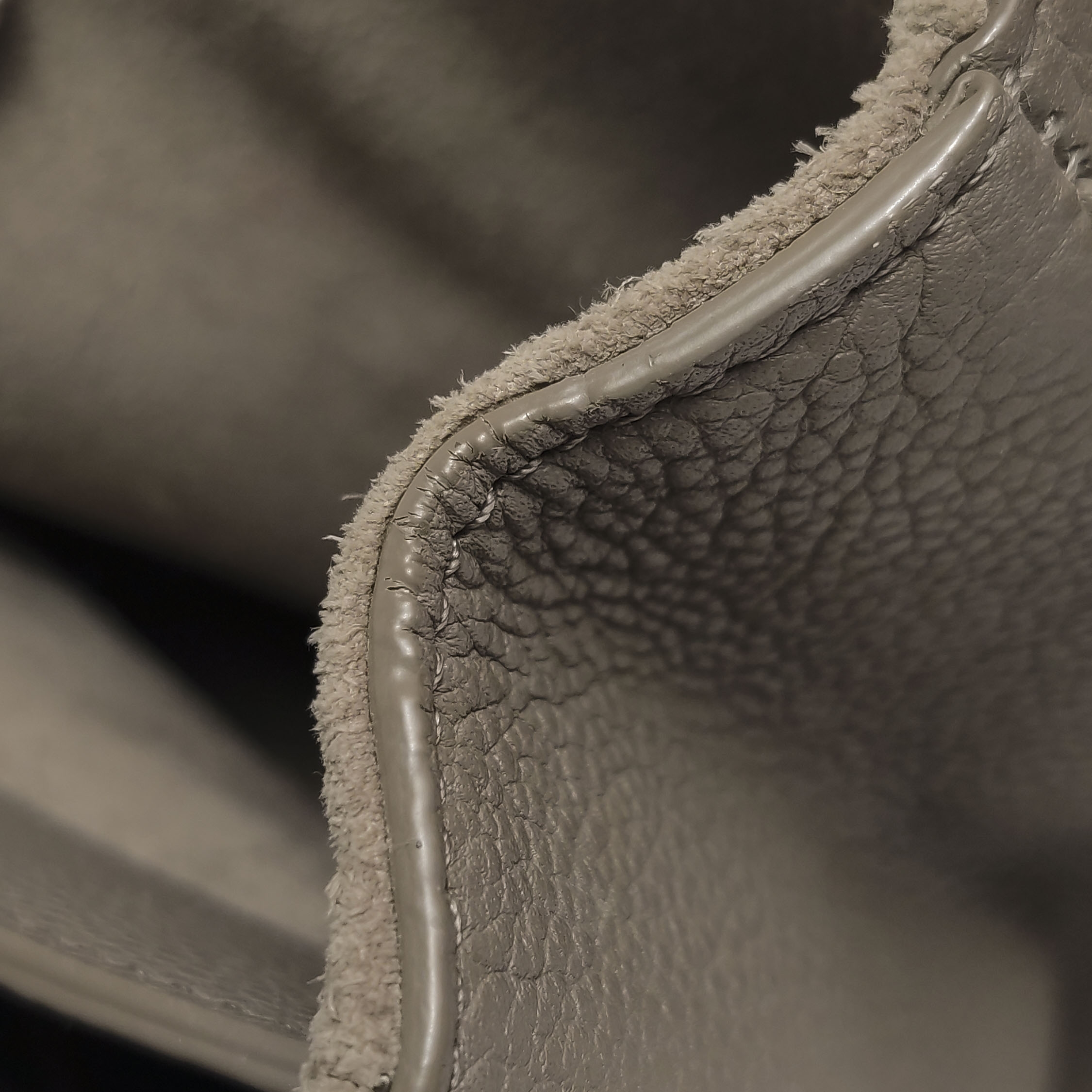 Celine Soft 16 Bag Smooth Calfskin Medium — photo 12 of 14