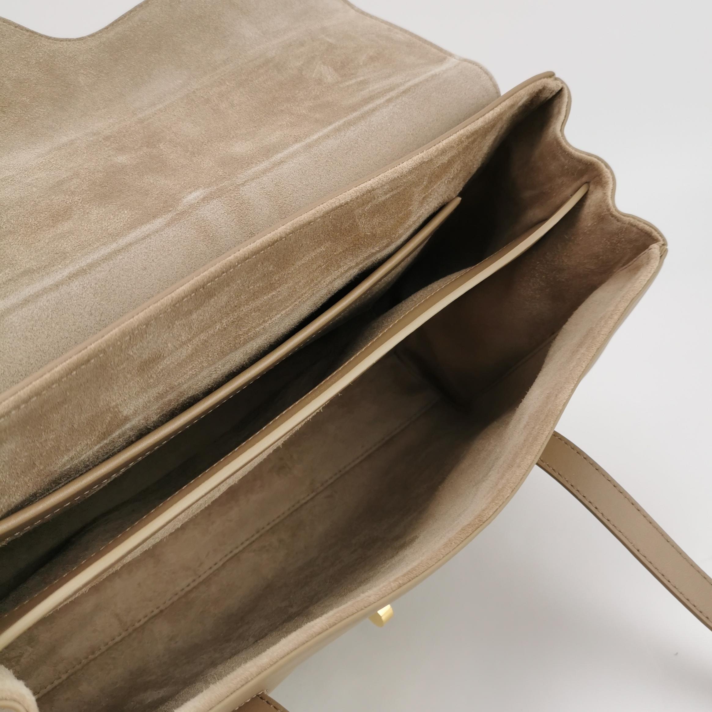 Celine Soft 16 Bag Smooth Calfskin Medium — photo 7 of 15