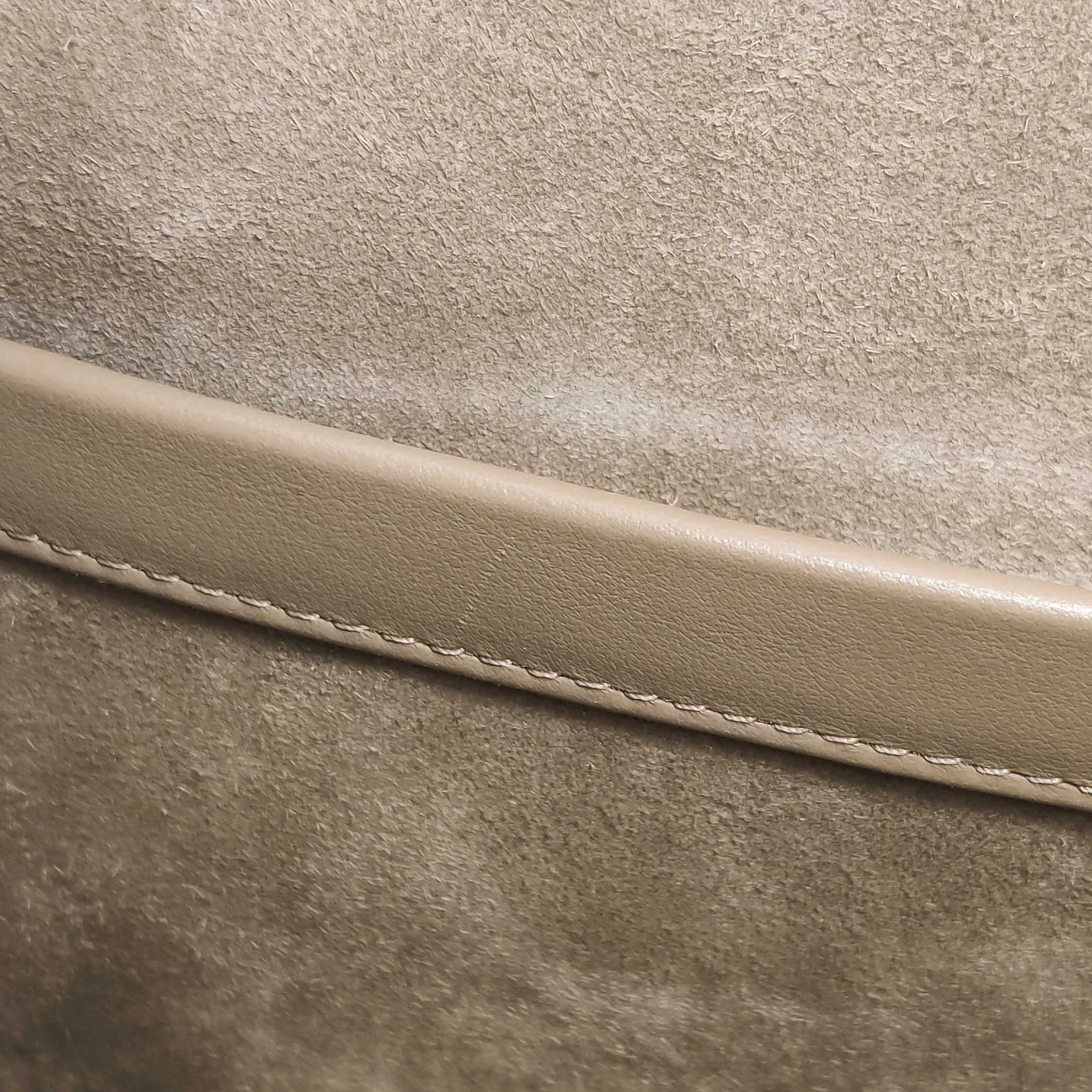 Celine Soft 16 Bag Smooth Calfskin Medium — photo 13 of 15