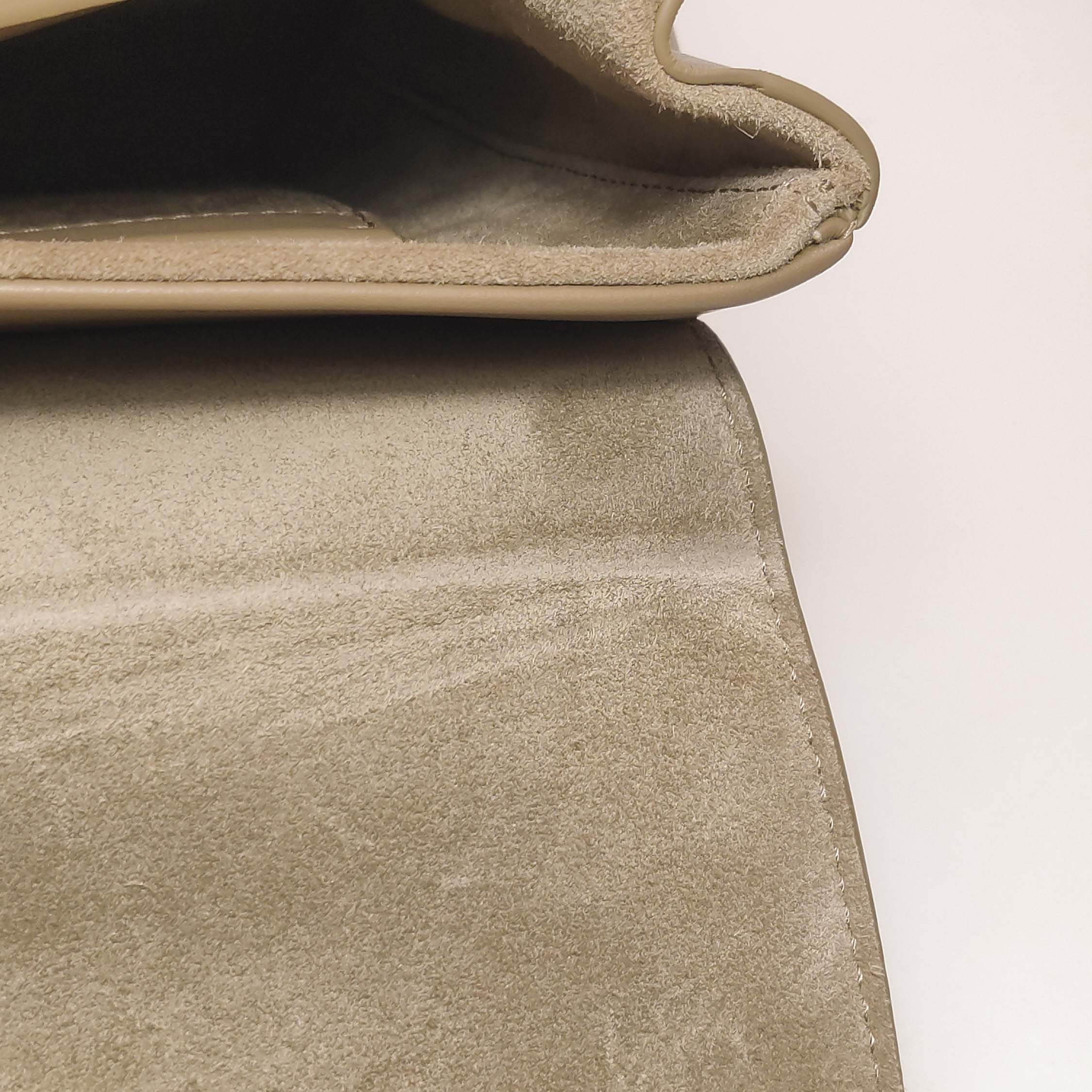 Celine Soft 16 Bag Smooth Calfskin Medium — photo 10 of 15