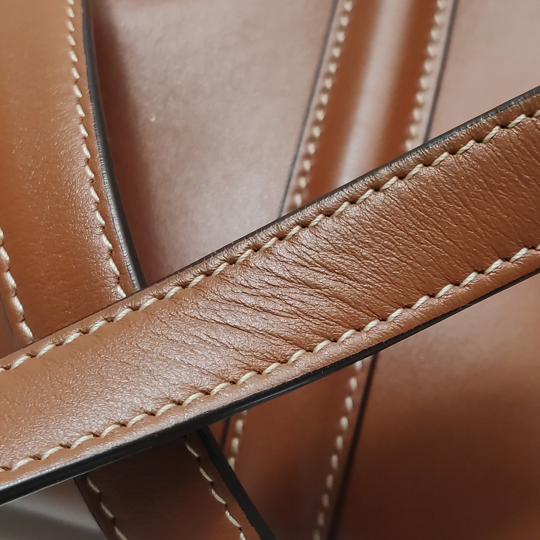Celine Soft 16 Bag Smooth Calfskin Medium — photo 14 of 15