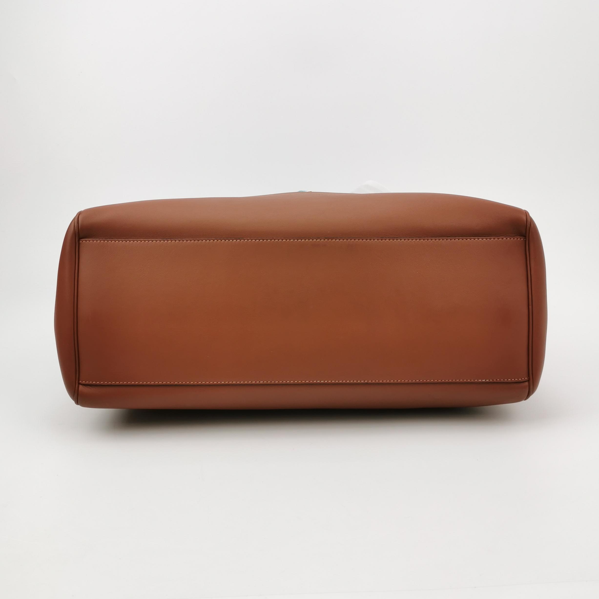 Celine Soft 16 Bag Smooth Calfskin Large — photo 6 of 12