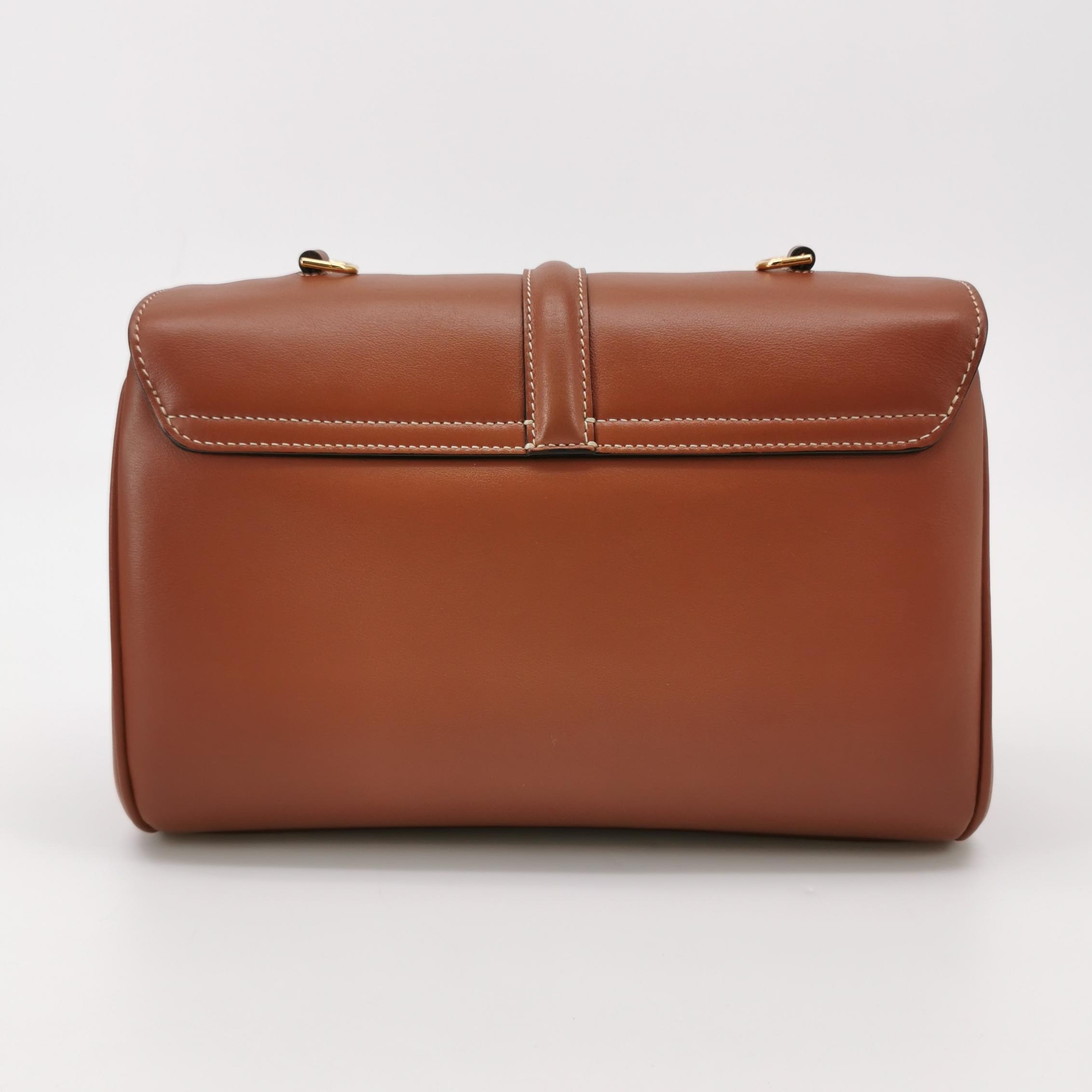 Celine Soft 16 Bag Smooth Calfskin Teen — photo 5 of 15