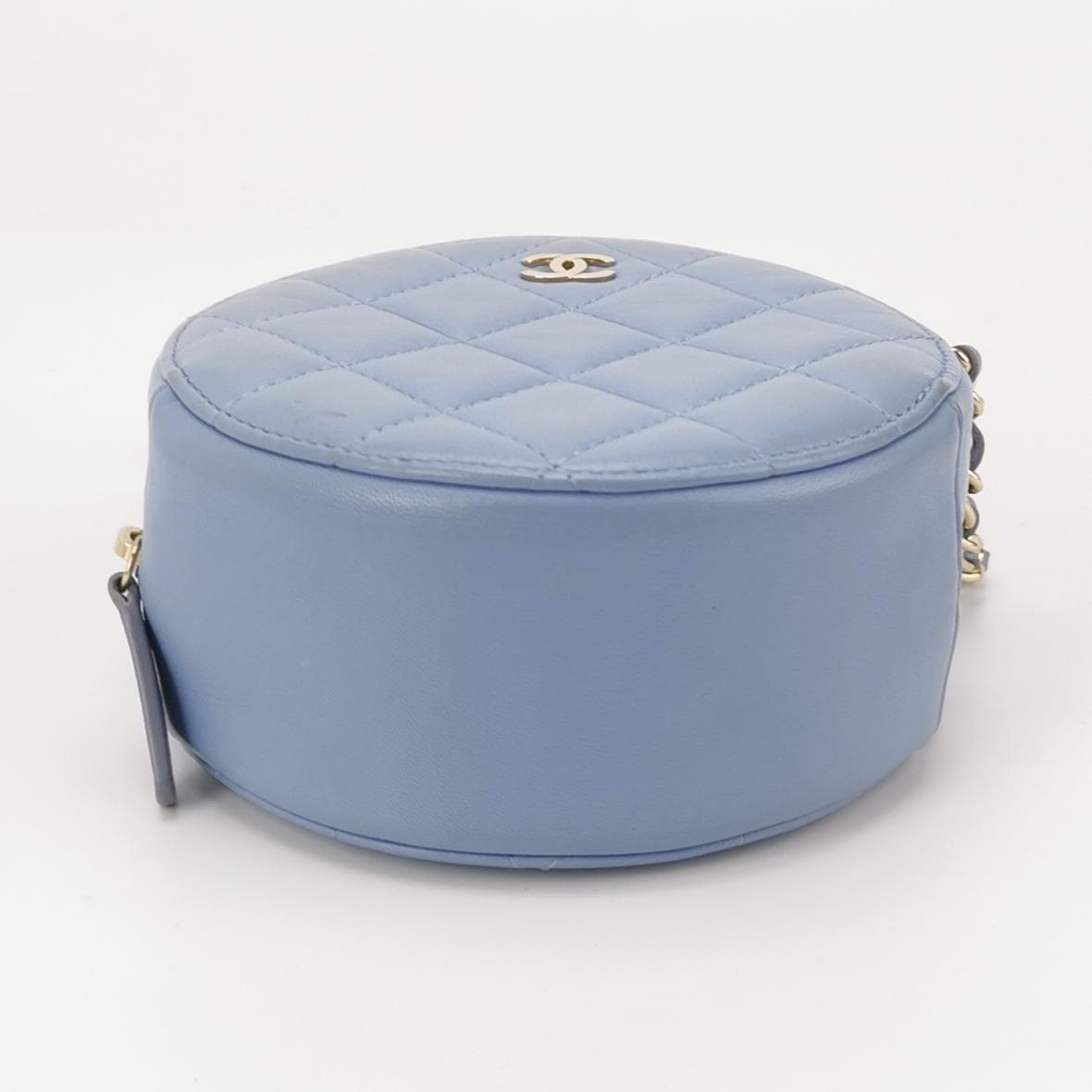 Chanel Round Clutch with Chain Quilted Caviar Mini — photo 6 of 15