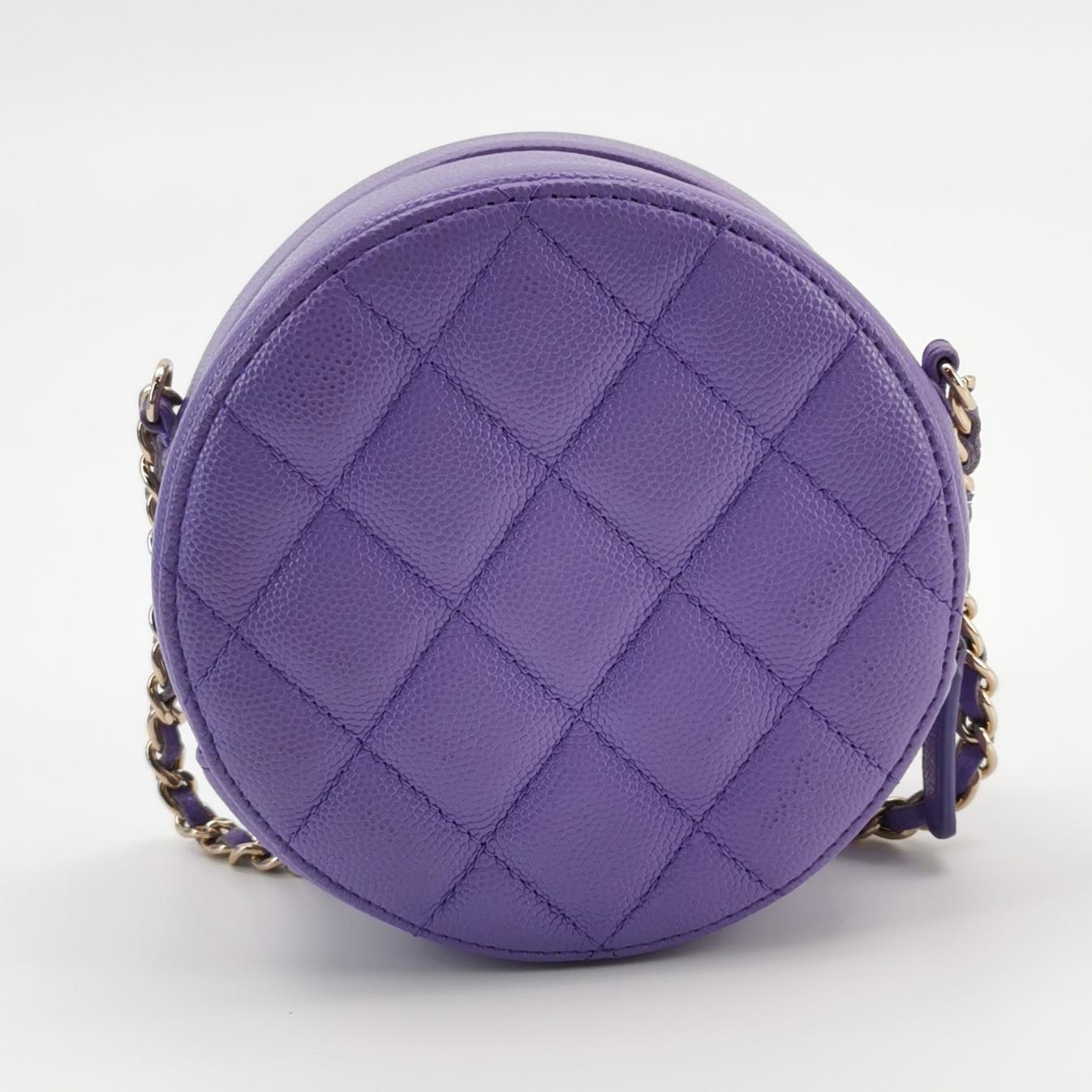 Chanel Round Clutch with Chain Quilted Caviar Mini — photo 5 of 12