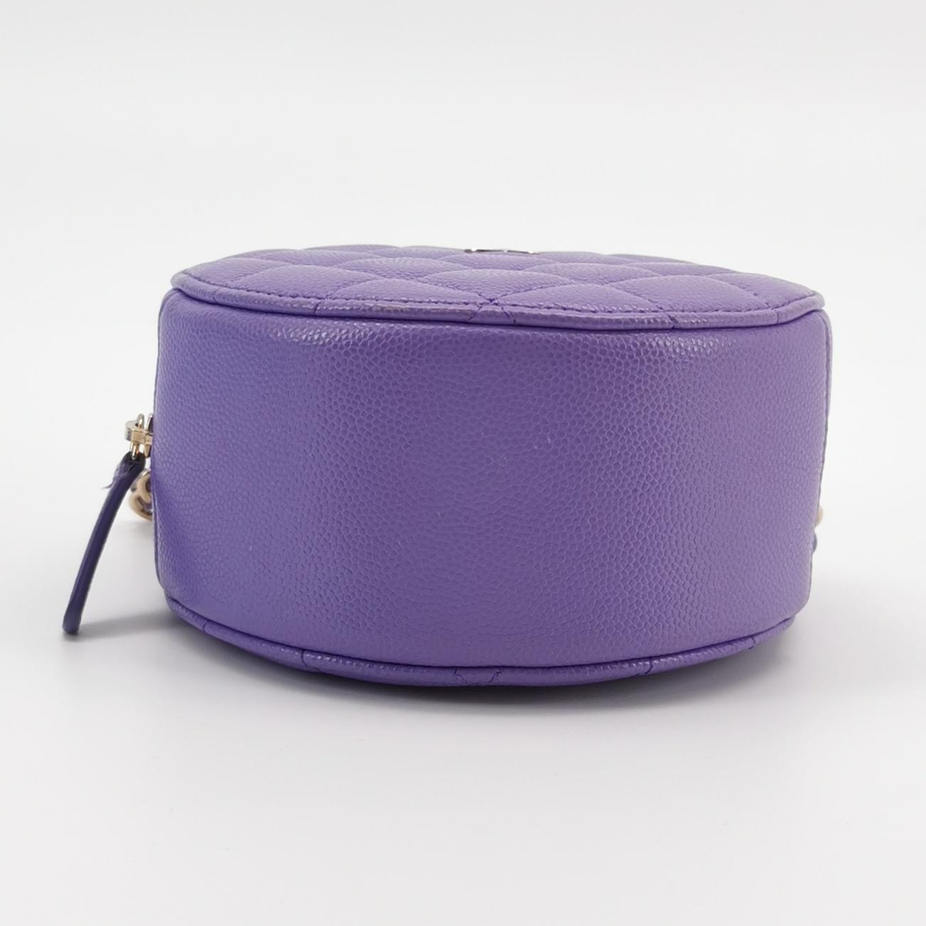 Chanel Round Clutch with Chain Quilted Caviar Mini — photo 6 of 12