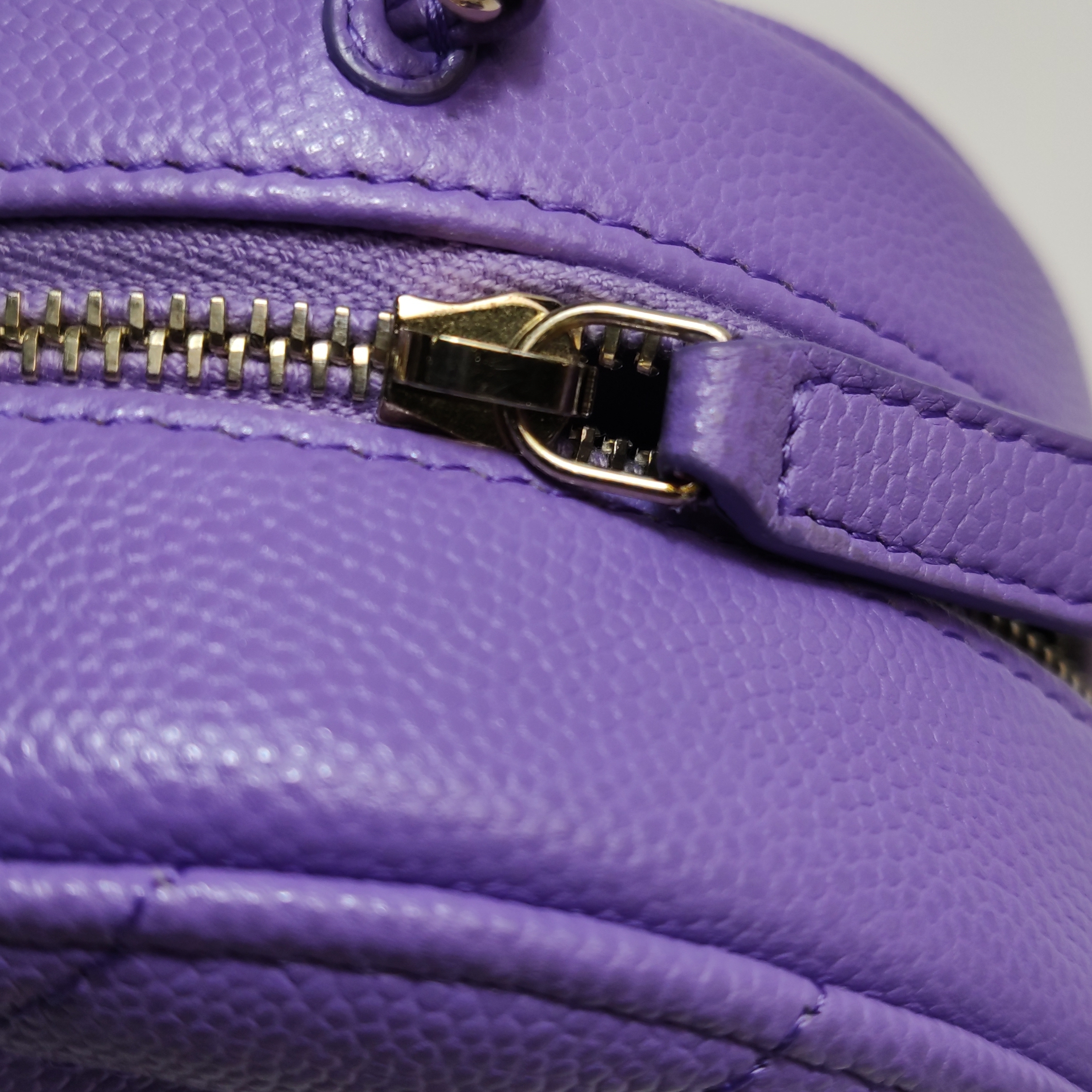 Chanel Round Clutch with Chain Quilted Caviar Mini — photo 11 of 12