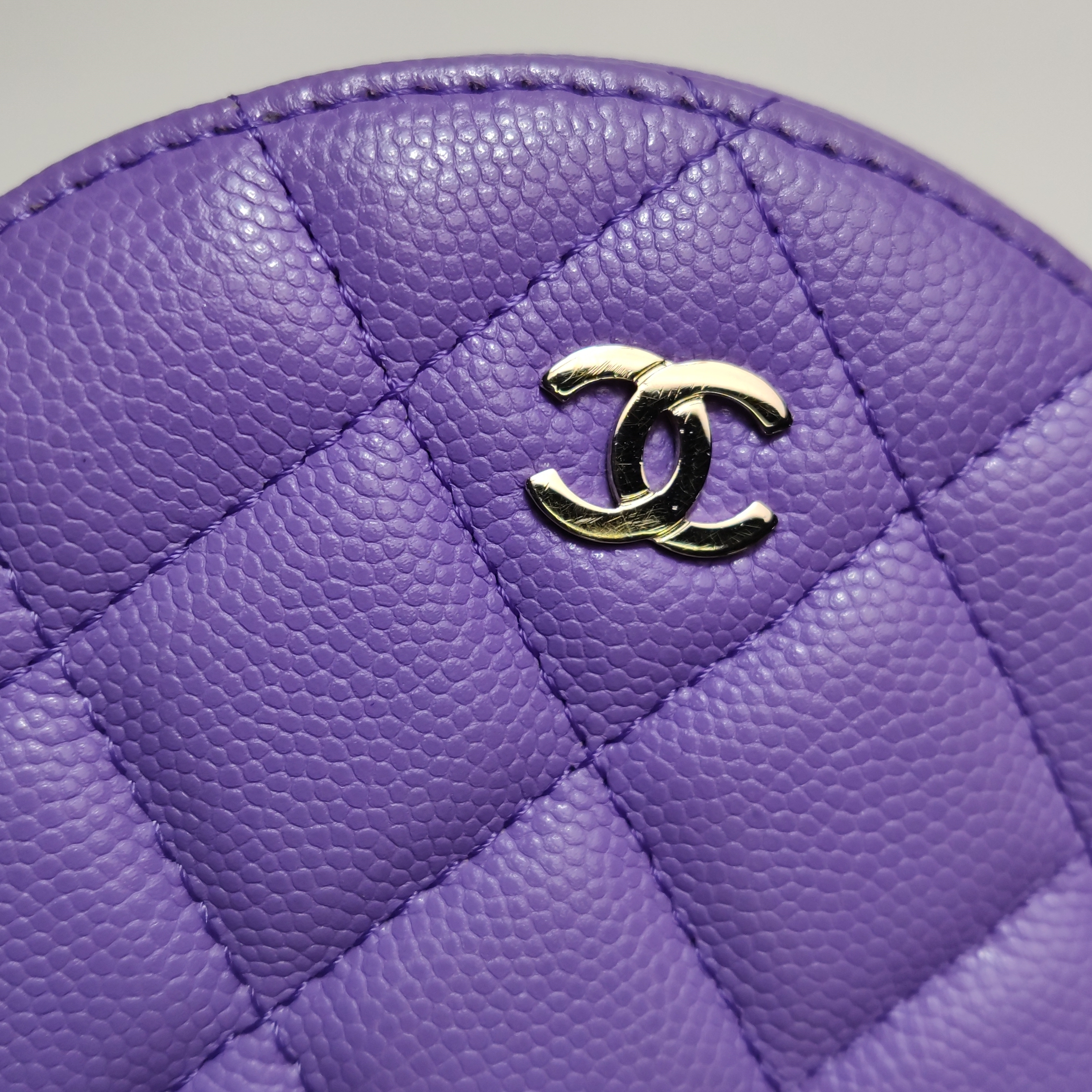 Chanel Round Clutch with Chain Quilted Caviar Mini — photo 9 of 12