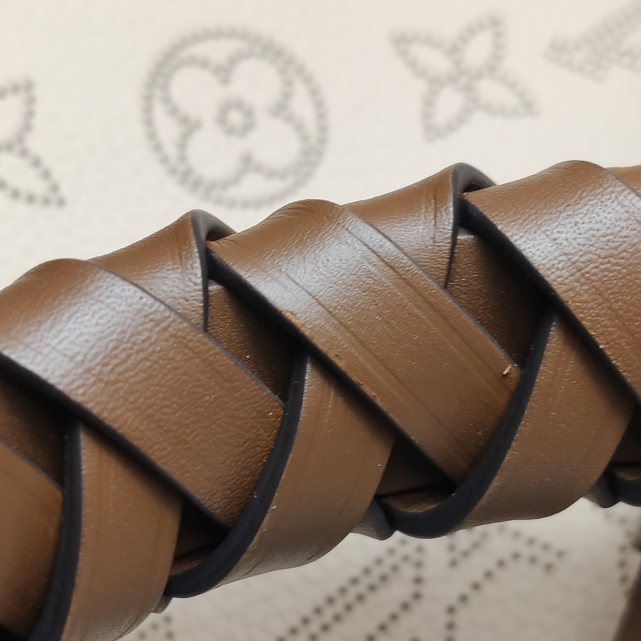 Louis Vuitton(LV) Muria Bucket Bag Mahina Leather — photo 12 of 15