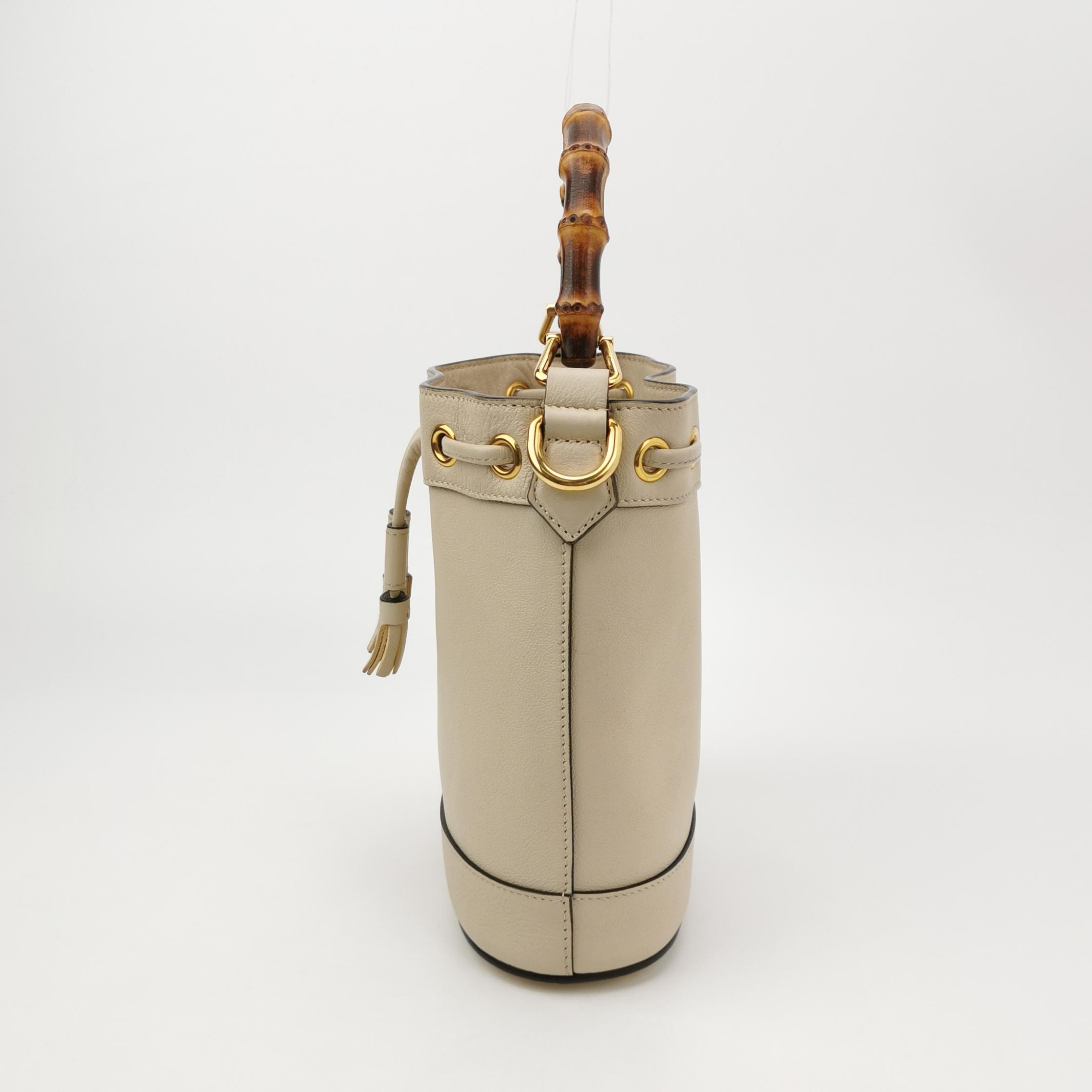 Gucci Diana NM Bamboo Drawstring Bucket Bag Leather Mini — photo 3 of 12