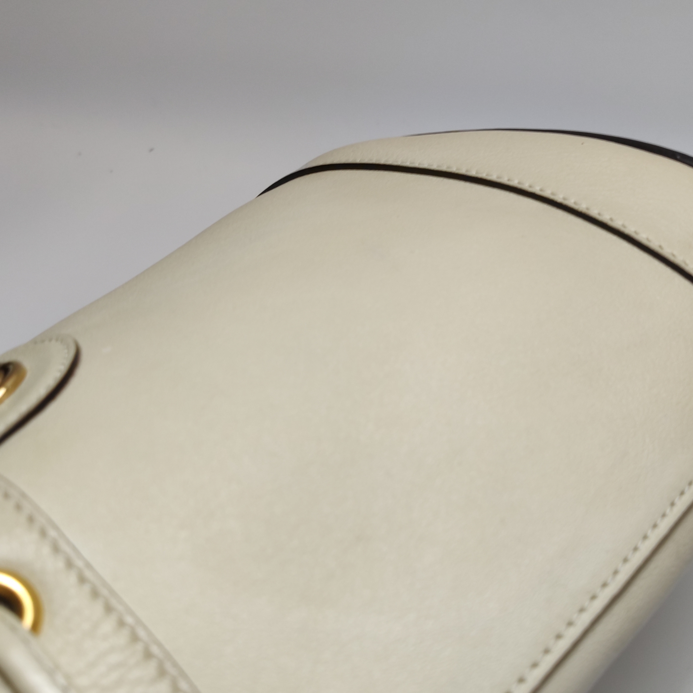 Gucci Diana NM Bamboo Drawstring Bucket Bag Leather Mini — photo 8 of 12