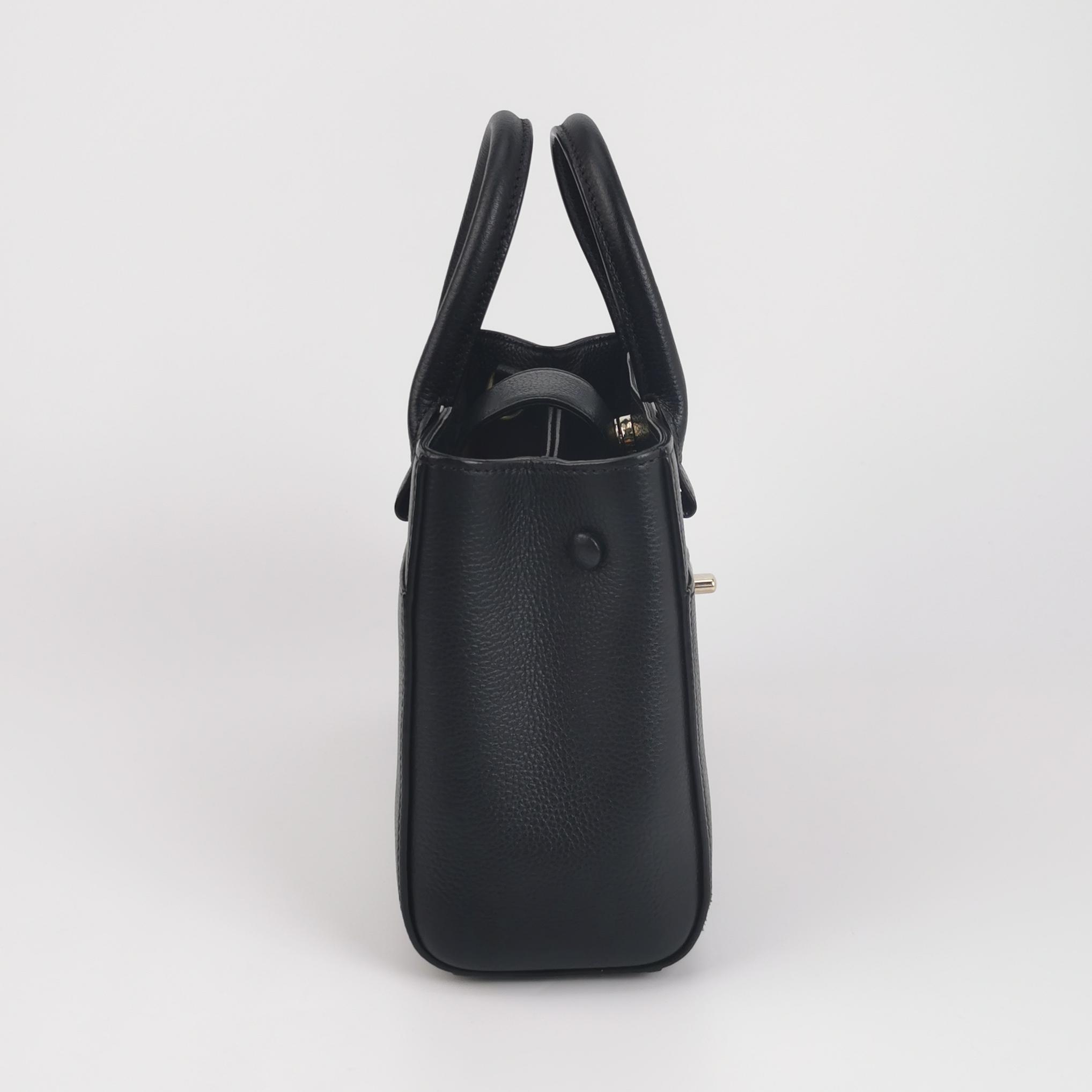 Chanel Neo Executive Tote Grained Calfskin — photo 3 of 13