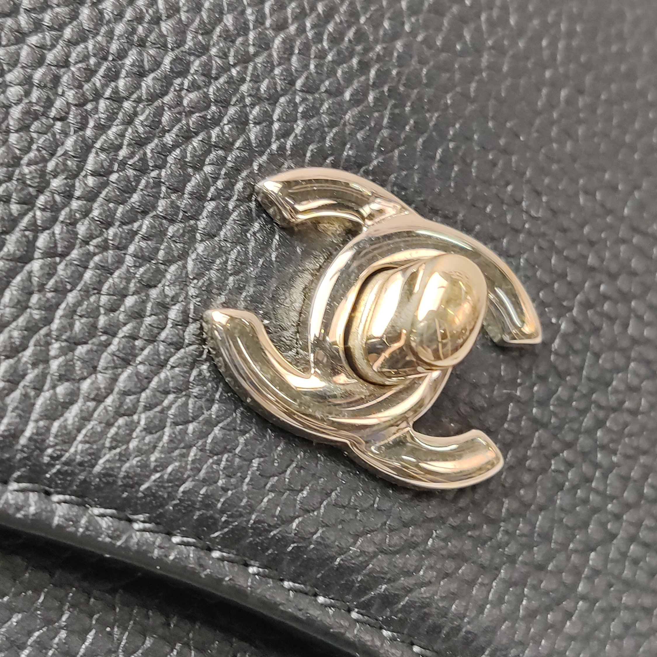 Chanel Neo Executive Tote Grained Calfskin — photo 11 of 13