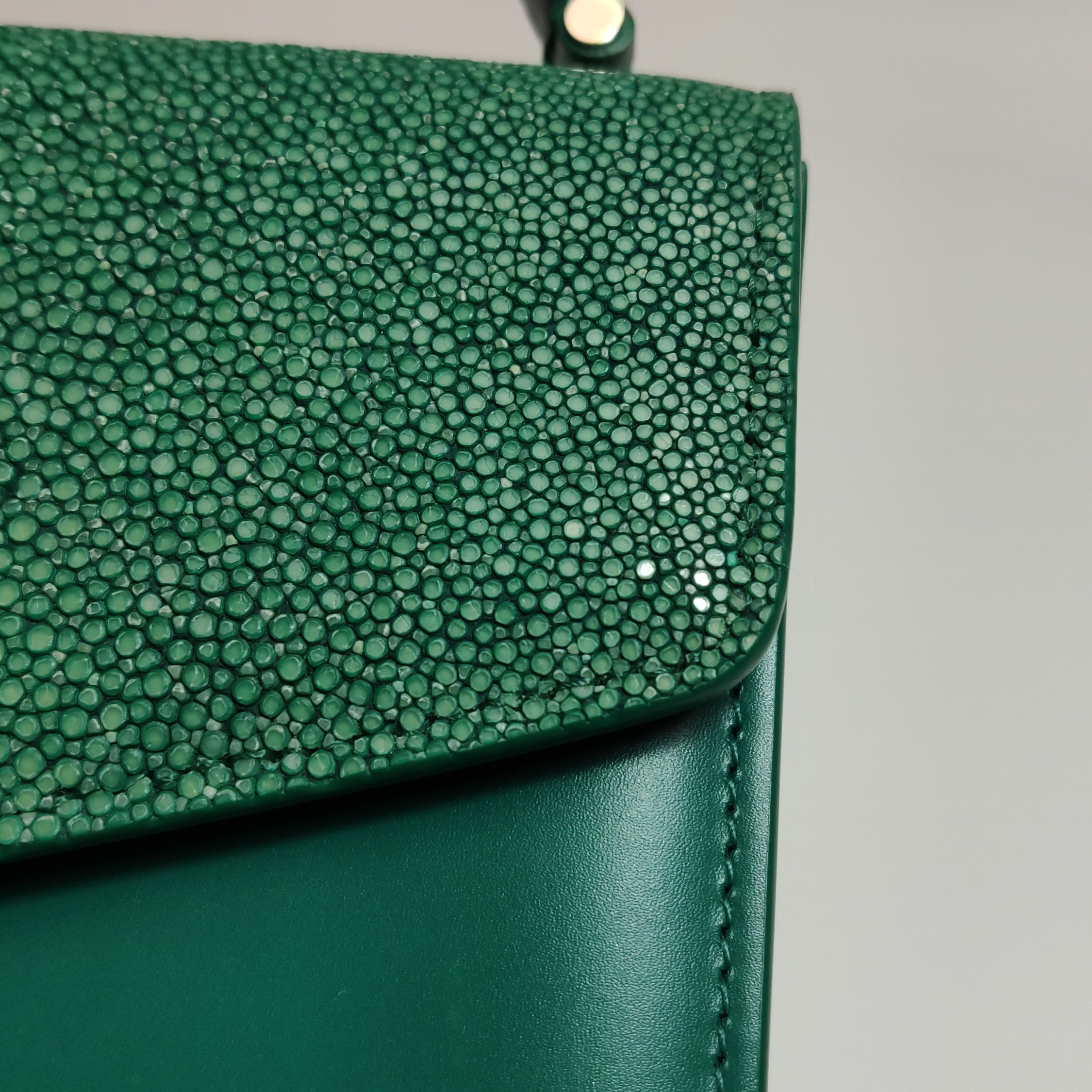 Bvlgari Serpenti Forever Top Handle Bag Leather Small — photo 12 of 17
