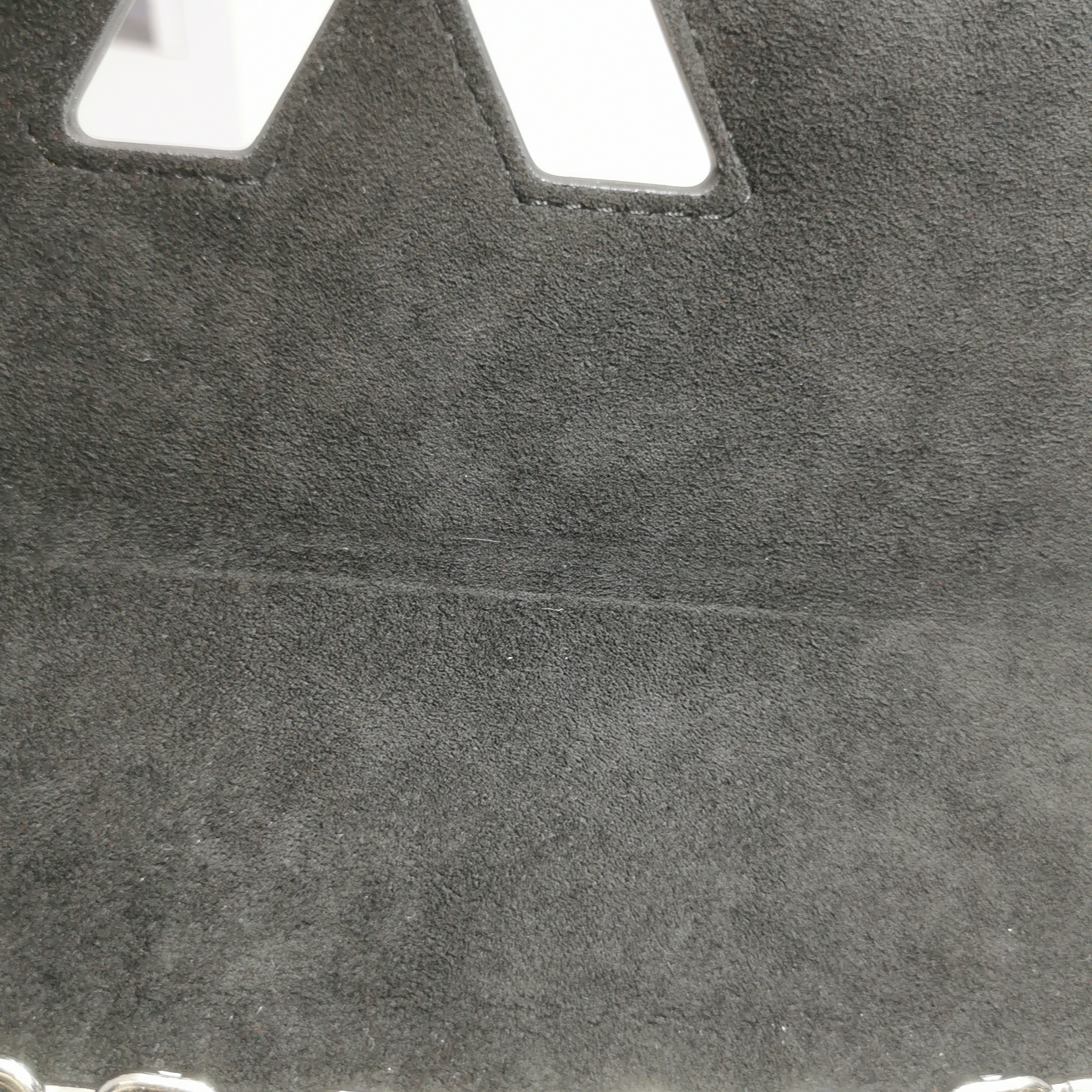 Louis Vuitton(LV) Twist Handbag Epi Leather Medium — photo 13 of 16