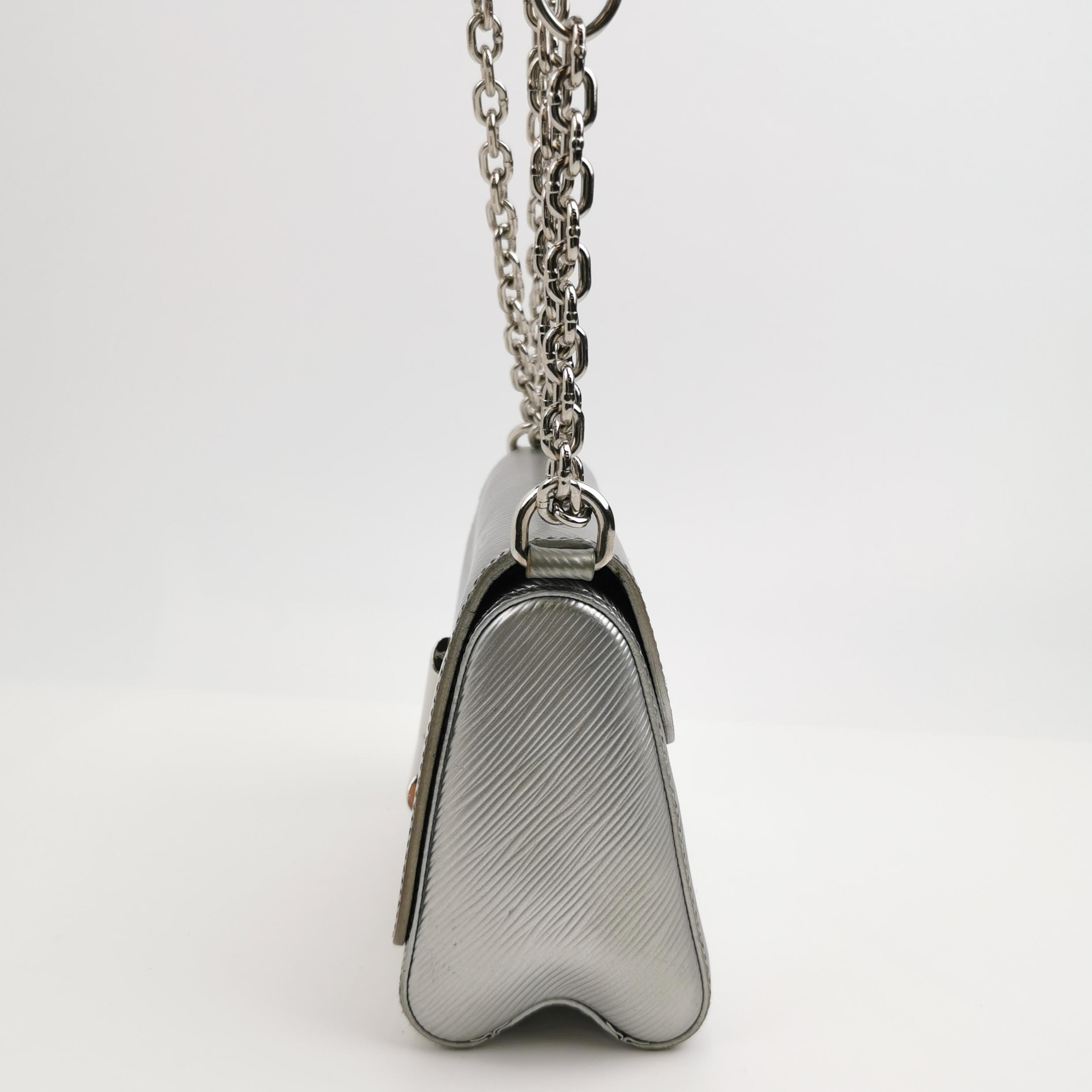 Louis Vuitton(LV) Twist Handbag Epi Leather Small — photo 3 of 16