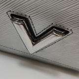 Louis Vuitton(LV) Twist Handbag Epi Leather Small — thumbnail 13