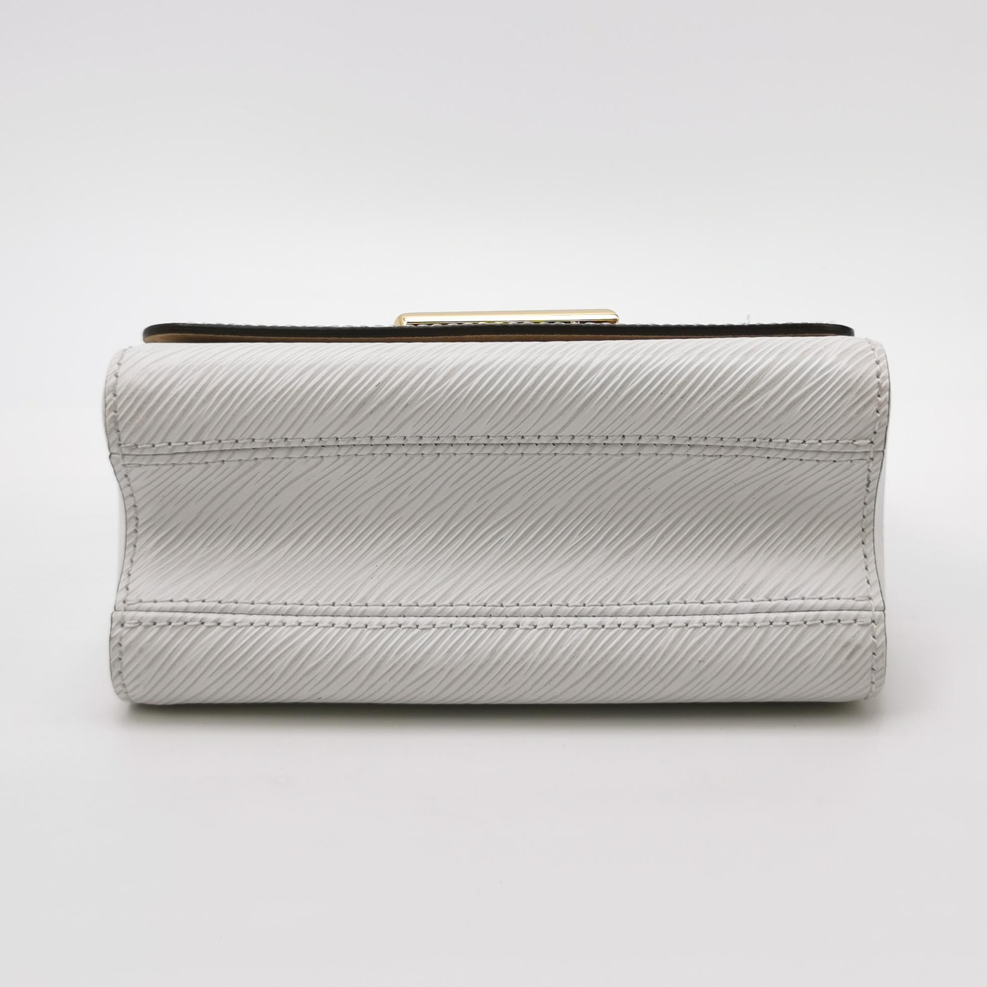 Louis Vuitton(LV) Twist Handbag Epi Leather Small — photo 6 of 15