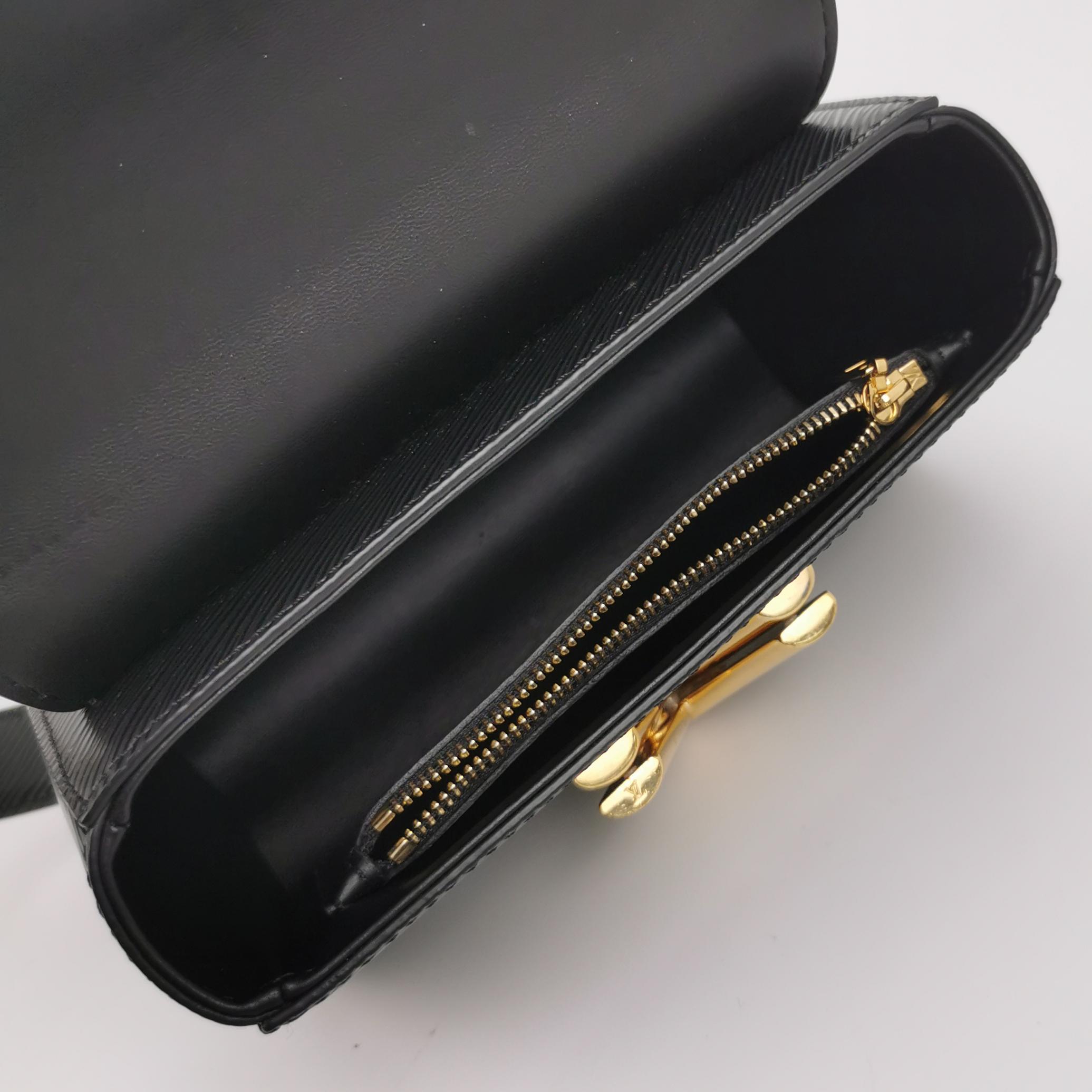 Louis Vuitton(LV) Twist Handbag Epi Leather Small — photo 7 of 15