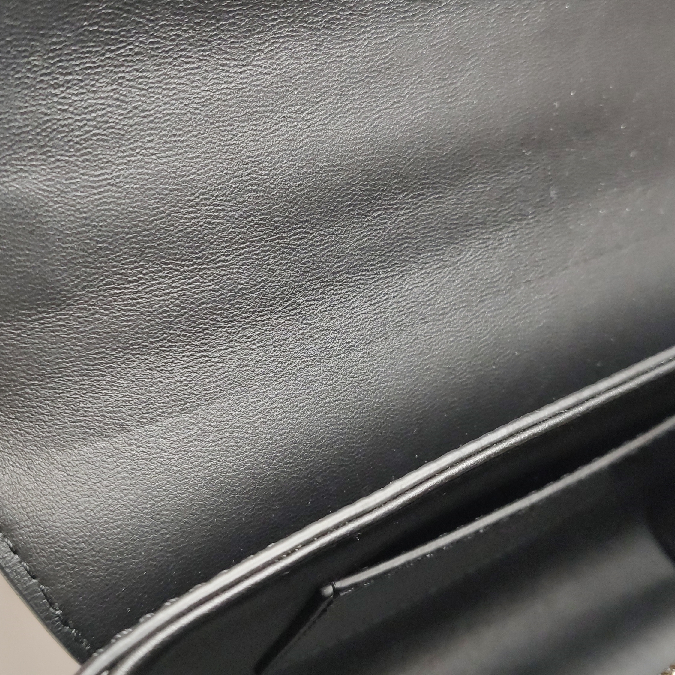 Louis Vuitton(LV) Twist Handbag Epi Leather Small — photo 12 of 15