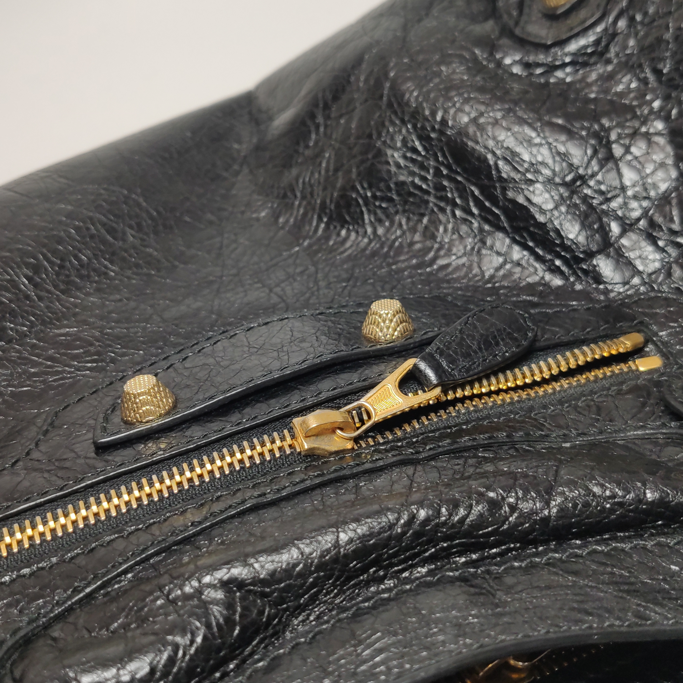 Balenciaga City Classic Studs Bag Leather Medium — photo 9 of 16