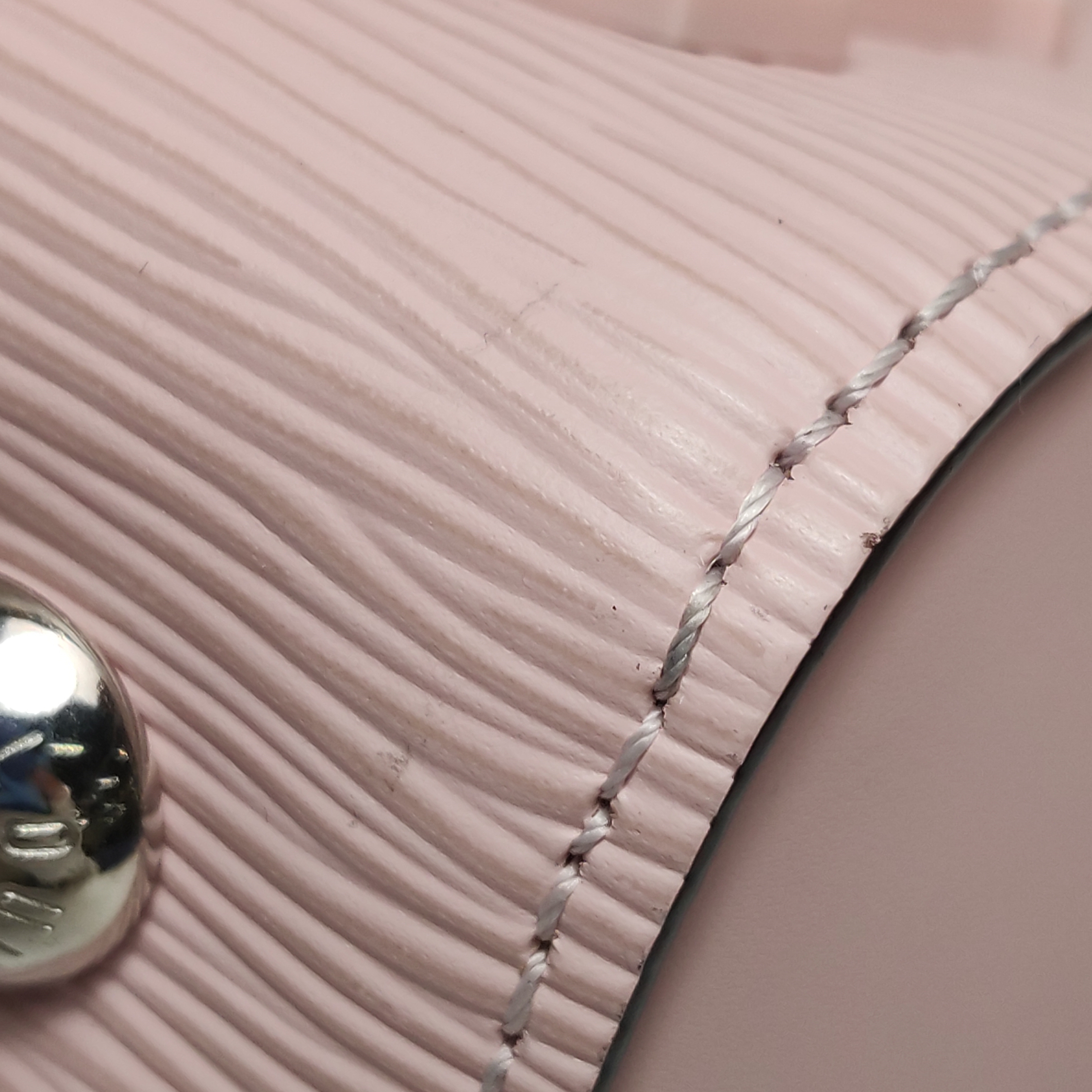 Louis Vuitton(LV) Cluny Top Handle Bag Epi Leather BB — photo 8 of 14