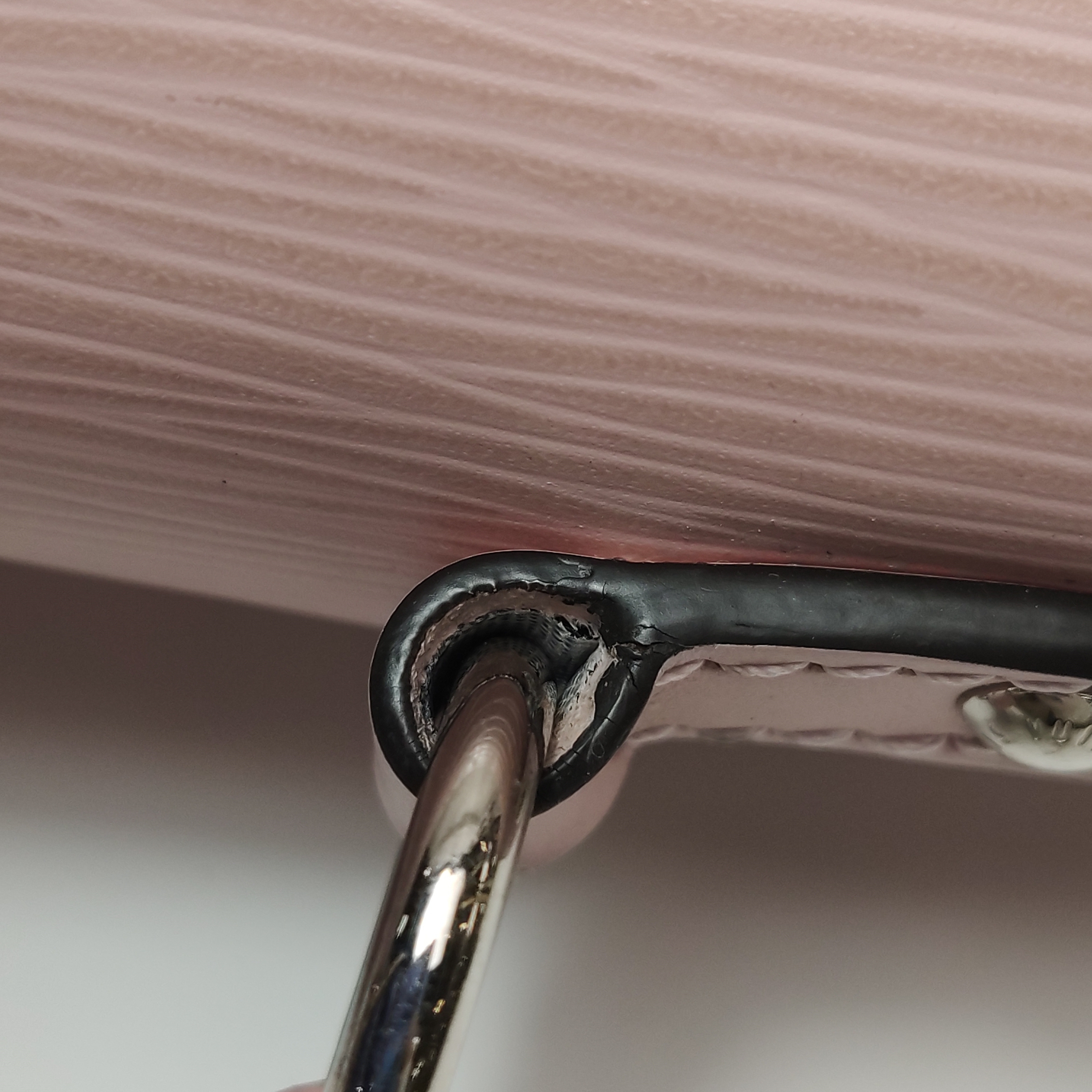 Louis Vuitton(LV) Cluny Top Handle Bag Epi Leather BB — photo 9 of 14