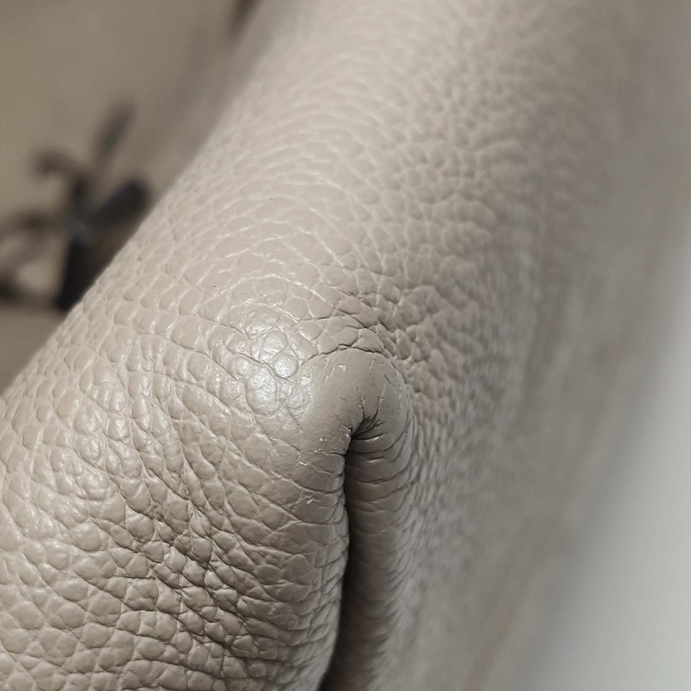 Louis Vuitton(LV) Montsouris NM Backpack Monogram Empreinte Leather PM — photo 9 of 17