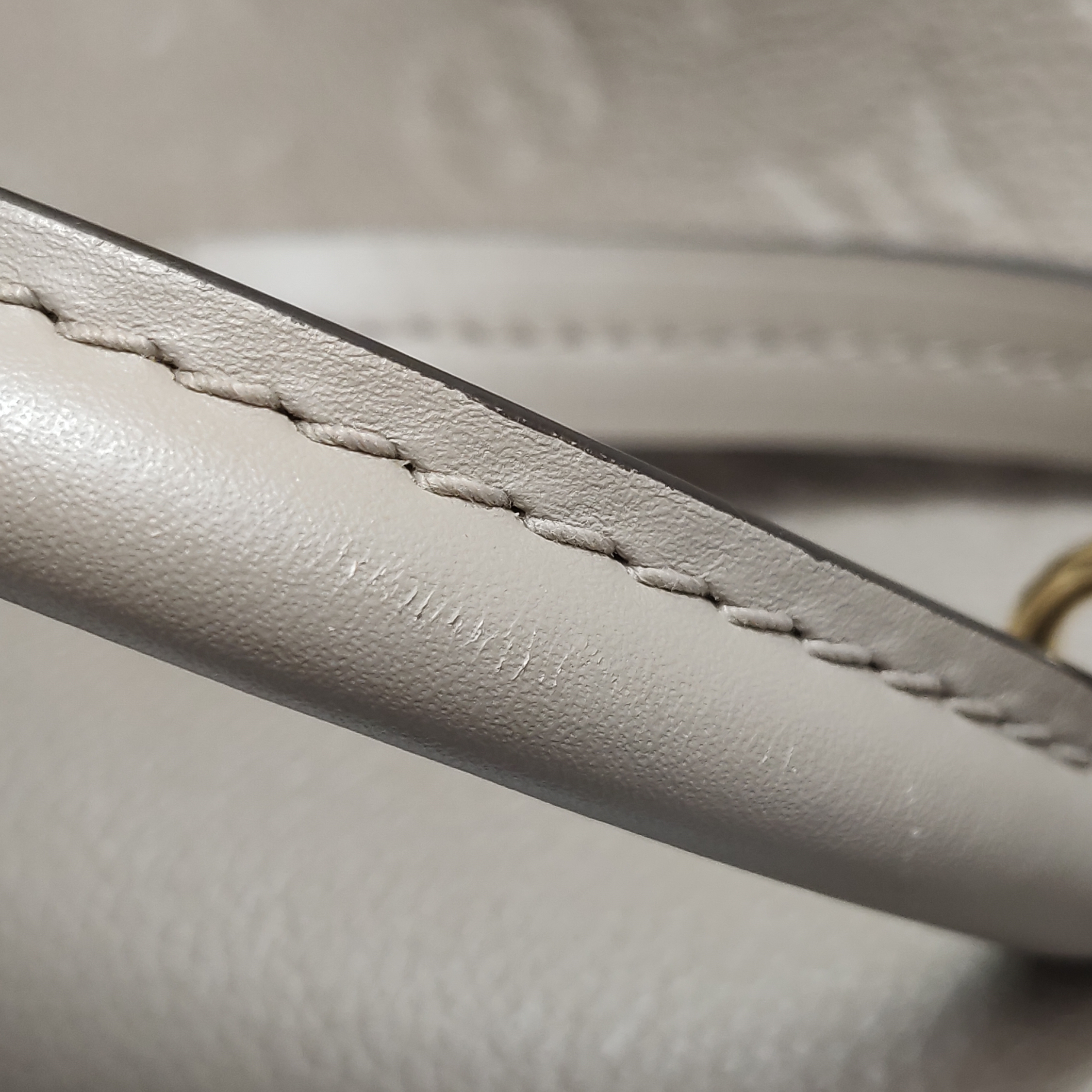Louis Vuitton(LV) Montsouris NM Backpack Monogram Empreinte Leather PM — photo 15 of 17