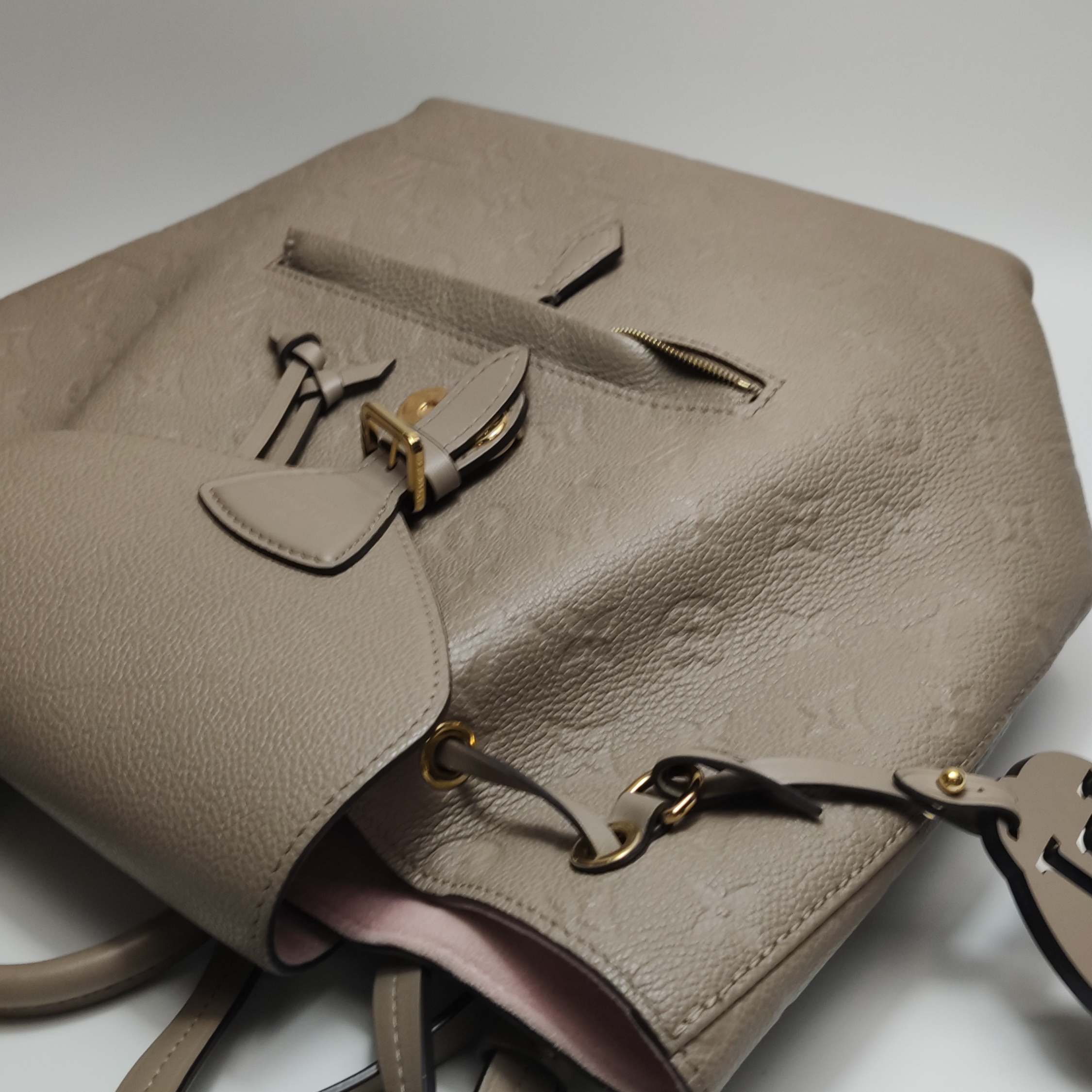Louis Vuitton(LV) Montsouris NM Backpack Monogram Empreinte Leather PM — photo 8 of 17