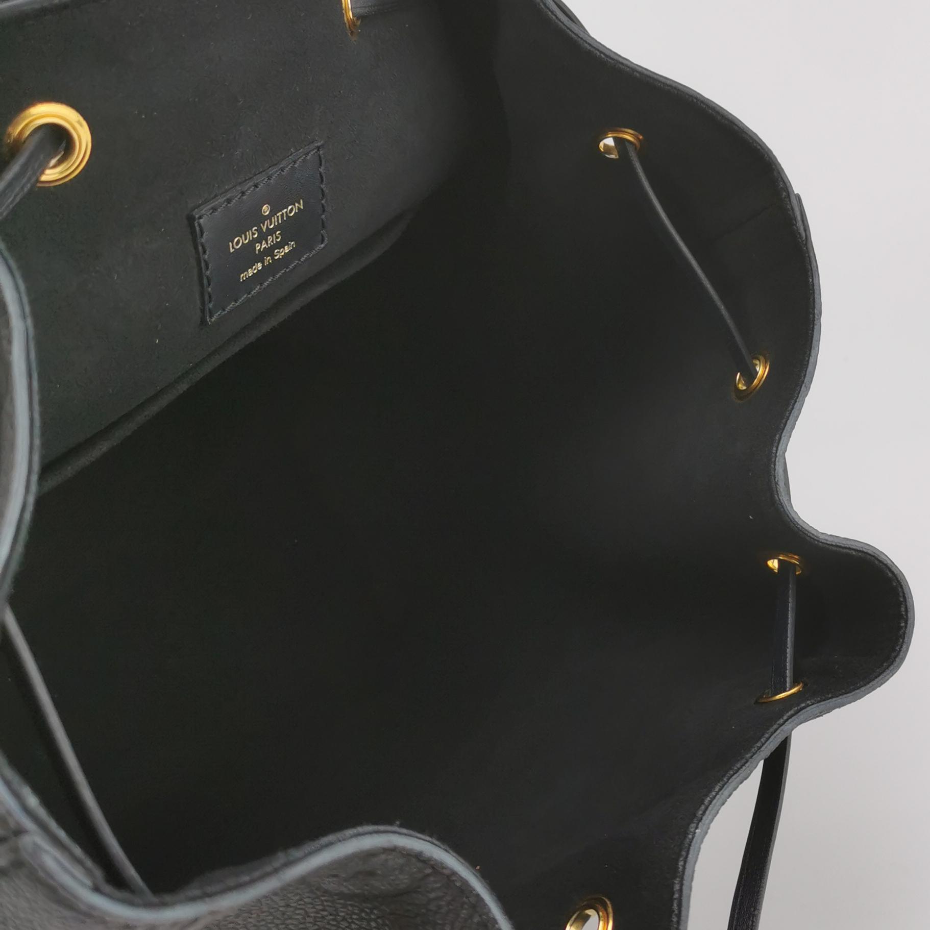 Louis Vuitton(LV) Montsouris NM Backpack Monogram Empreinte Leather PM — photo 7 of 16