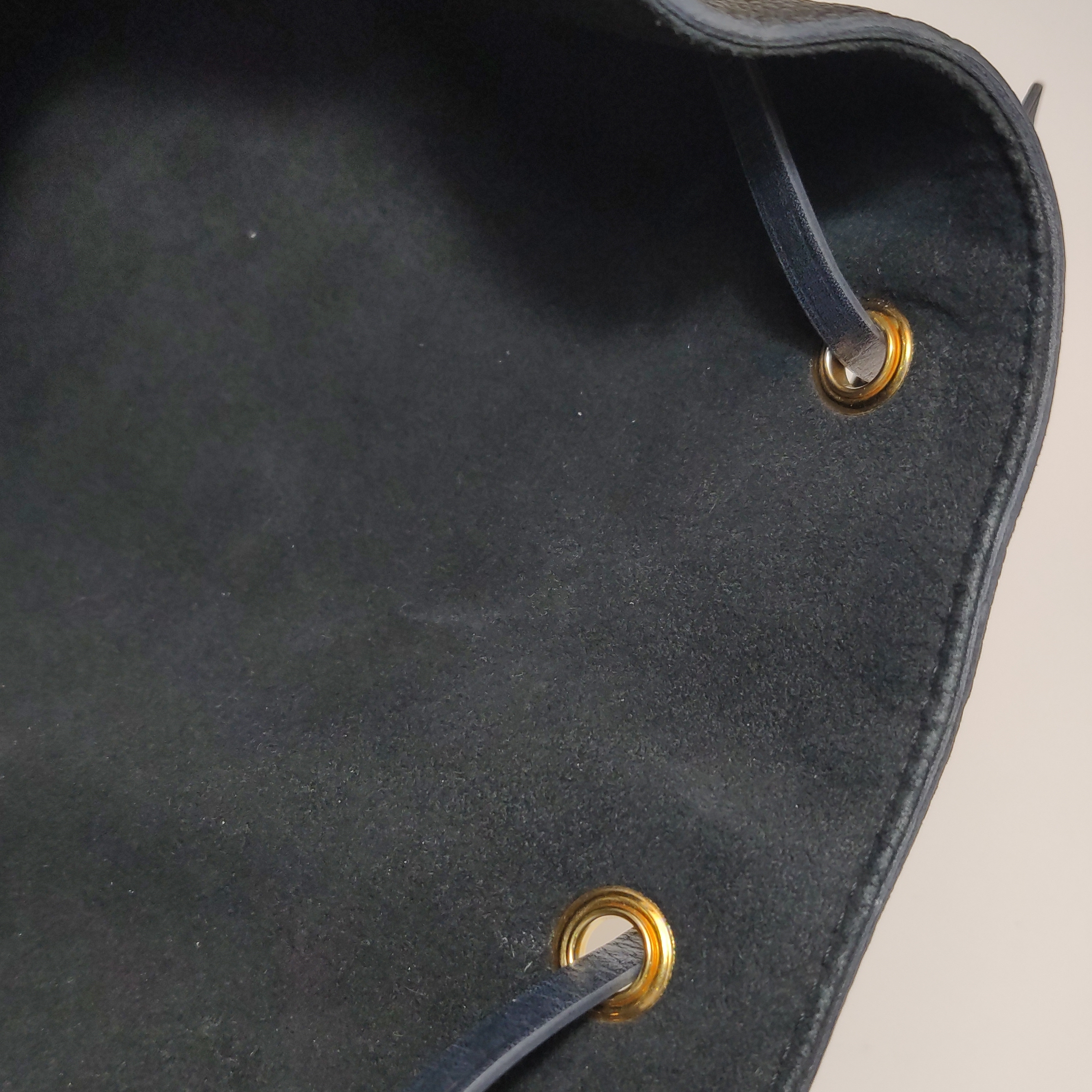 Louis Vuitton(LV) Montsouris NM Backpack Monogram Empreinte Leather PM — photo 12 of 16