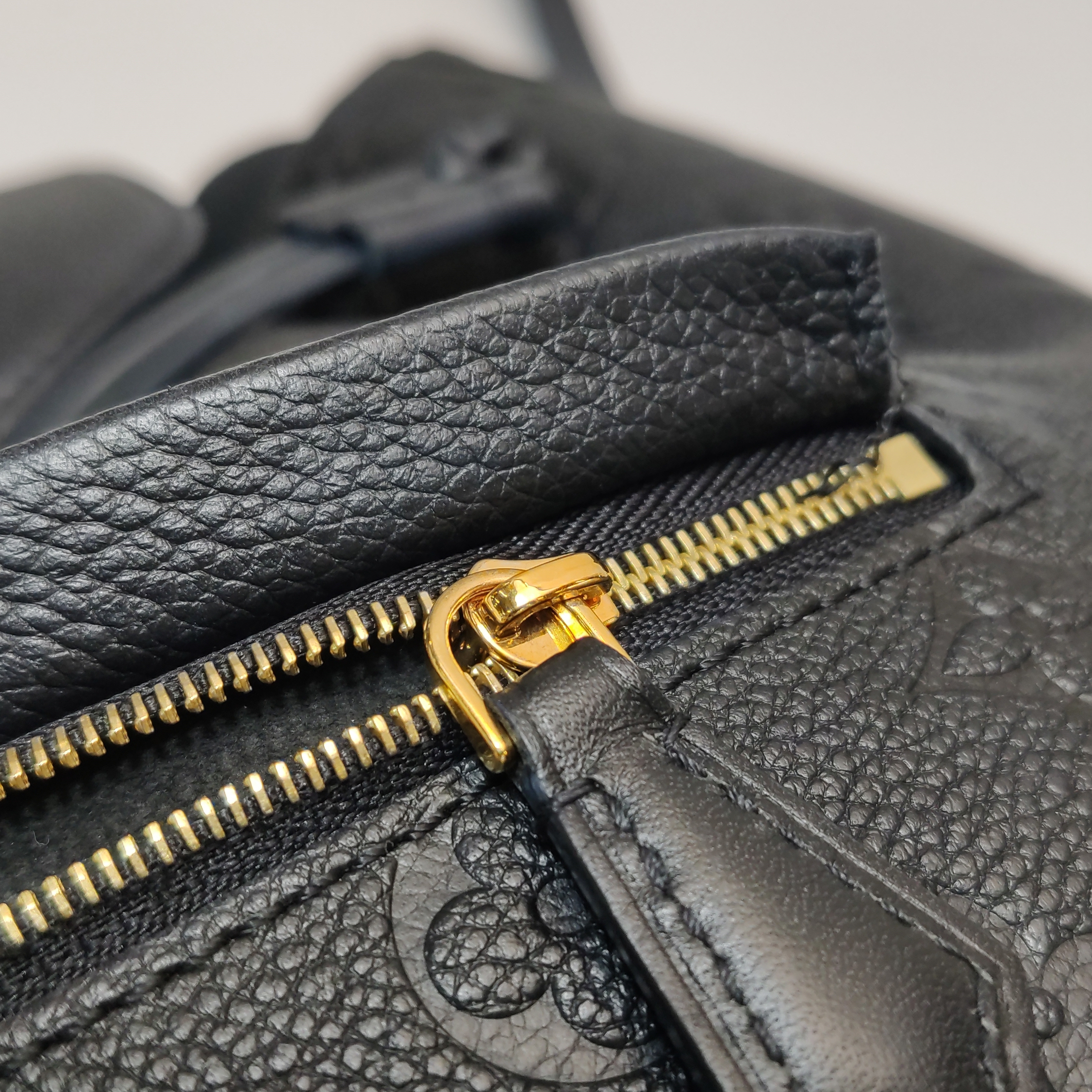 Louis Vuitton(LV) Montsouris NM Backpack Monogram Empreinte Leather PM — photo 10 of 16