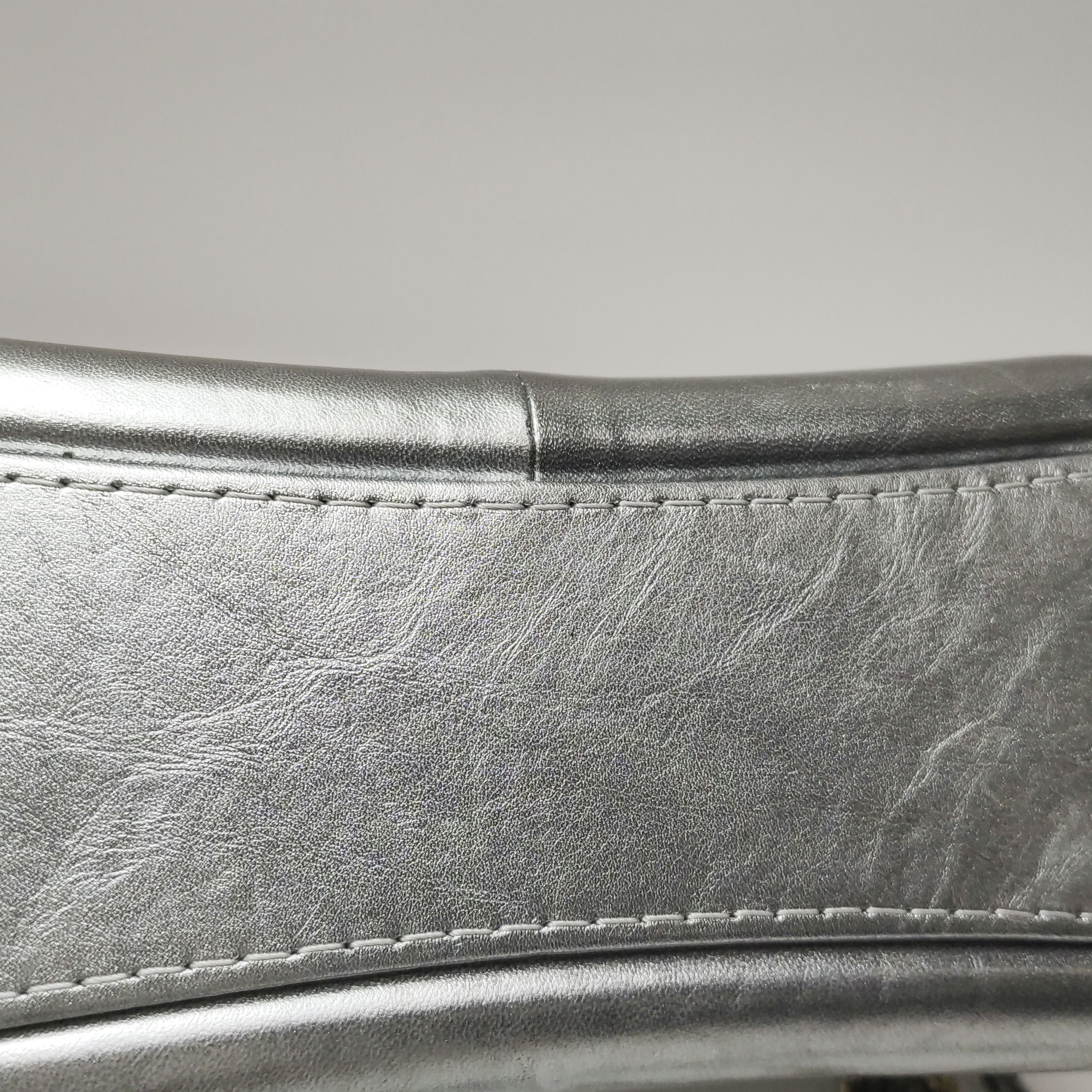 Chanel Gabrielle Hobo Quilted Aged Calfskin Small — photo 11 of 16