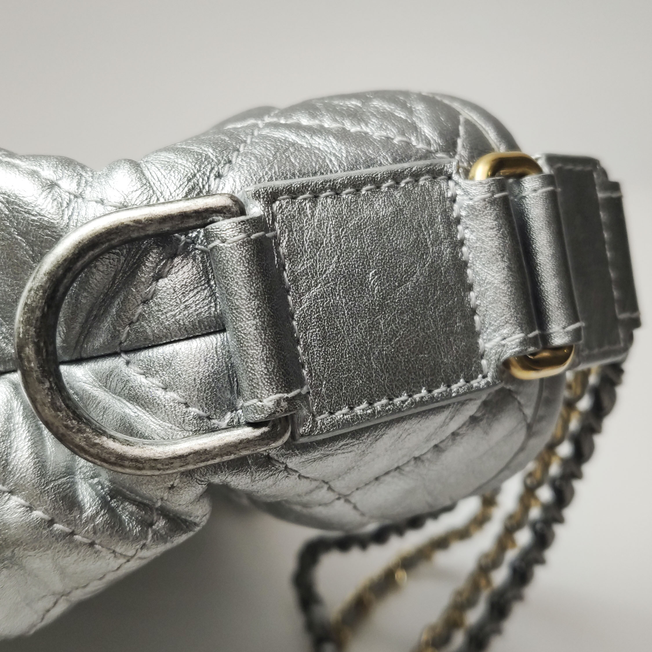 Chanel Gabrielle Hobo Quilted Aged Calfskin Small — photo 12 of 16