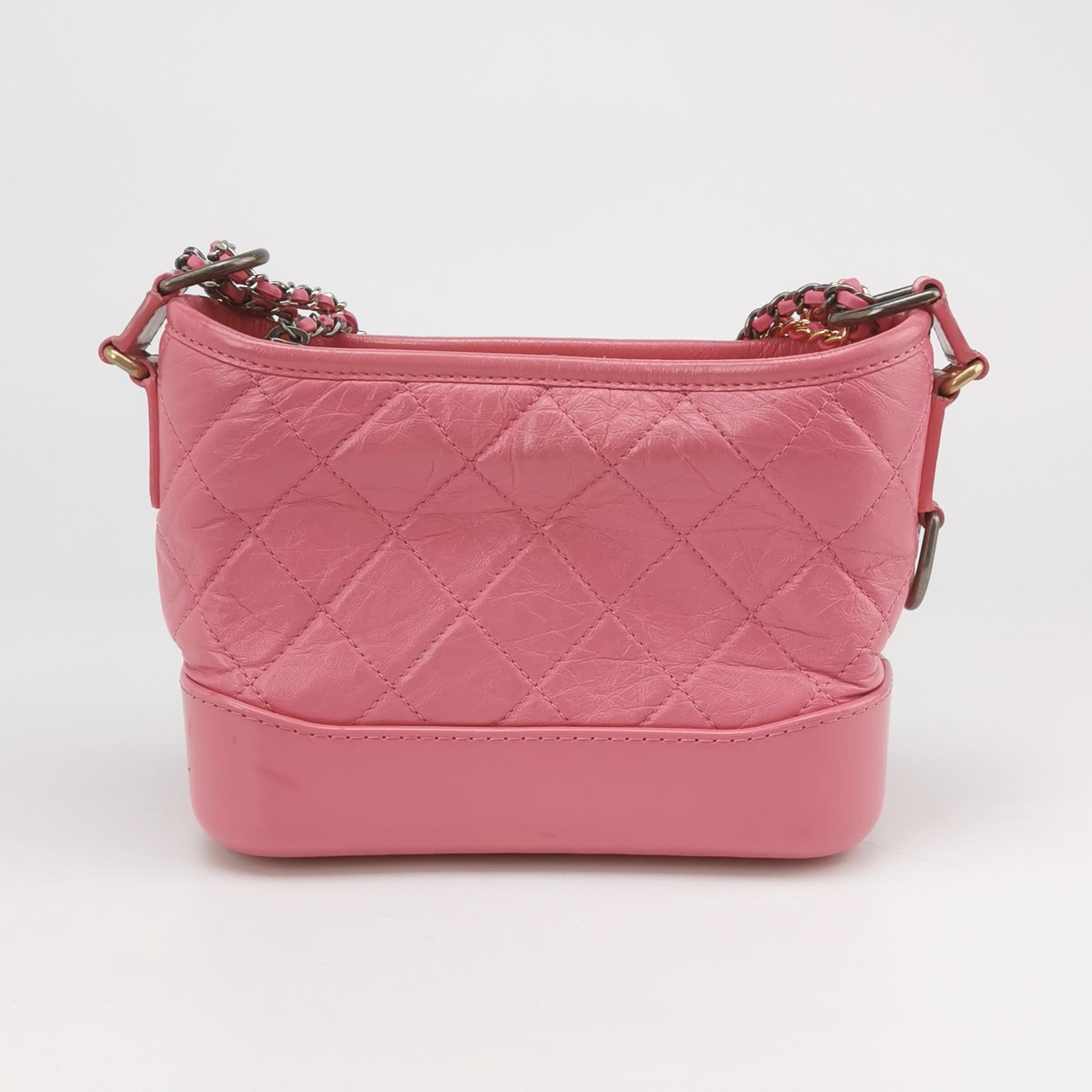 Chanel Gabrielle Hobo Quilted Aged Calfskin Small — photo 5 of 14