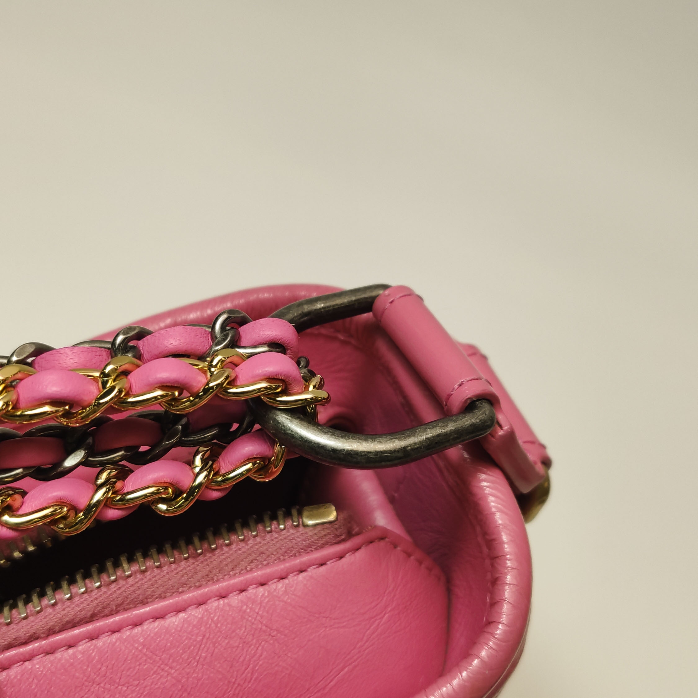Chanel Gabrielle Hobo Quilted Aged Calfskin Small — photo 13 of 14