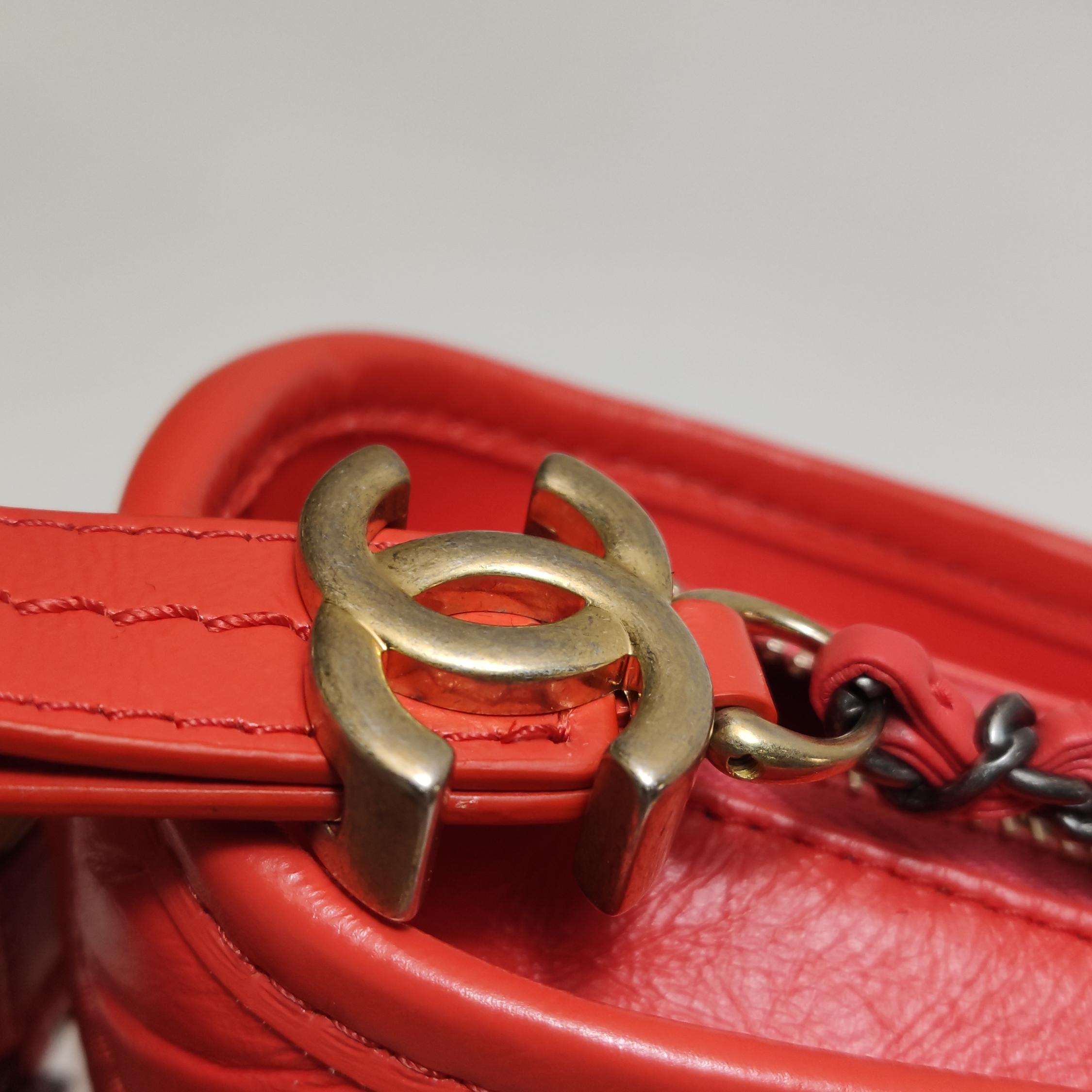 Chanel Gabrielle Hobo Quilted Aged Calfskin Small — photo 14 of 14