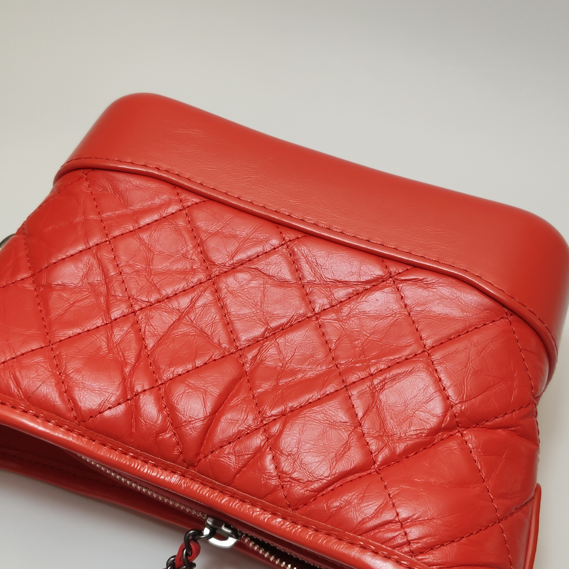 Chanel Gabrielle Hobo Quilted Aged Calfskin Small — photo 7 of 14