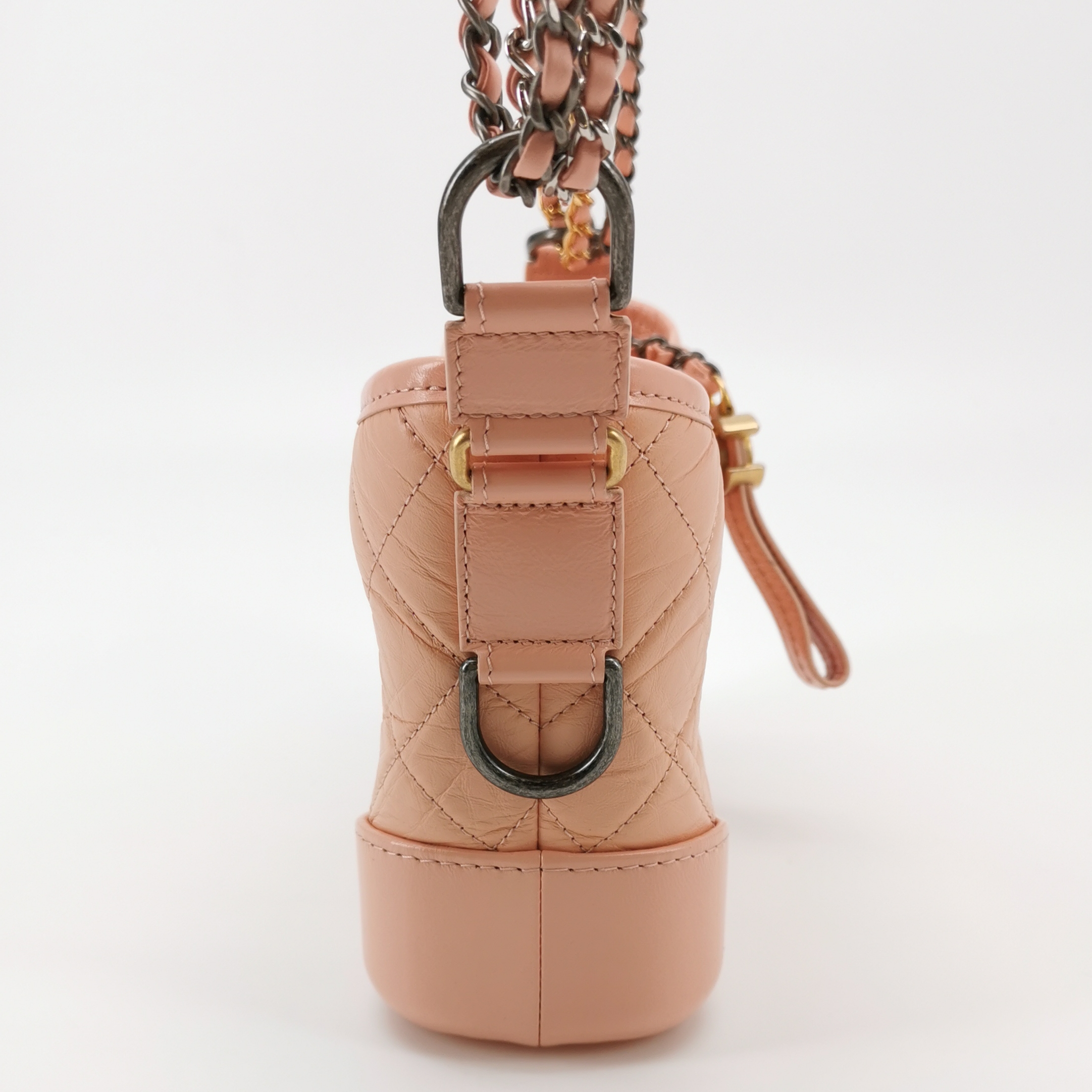 Chanel Gabrielle Hobo Quilted Aged Calfskin Small — photo 4 of 14