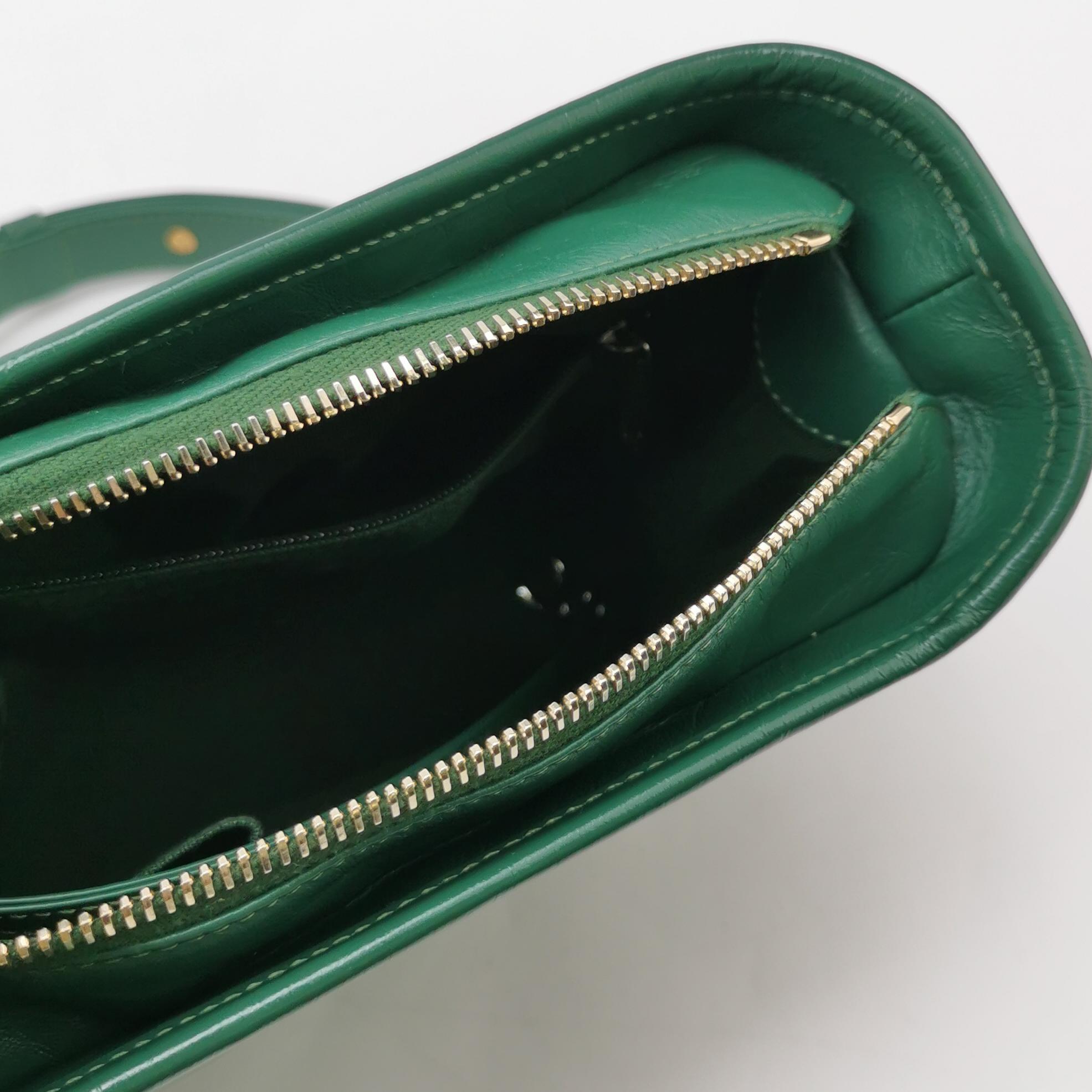 Chanel Gabrielle Hobo Quilted Aged Calfskin Small — photo 7 of 14