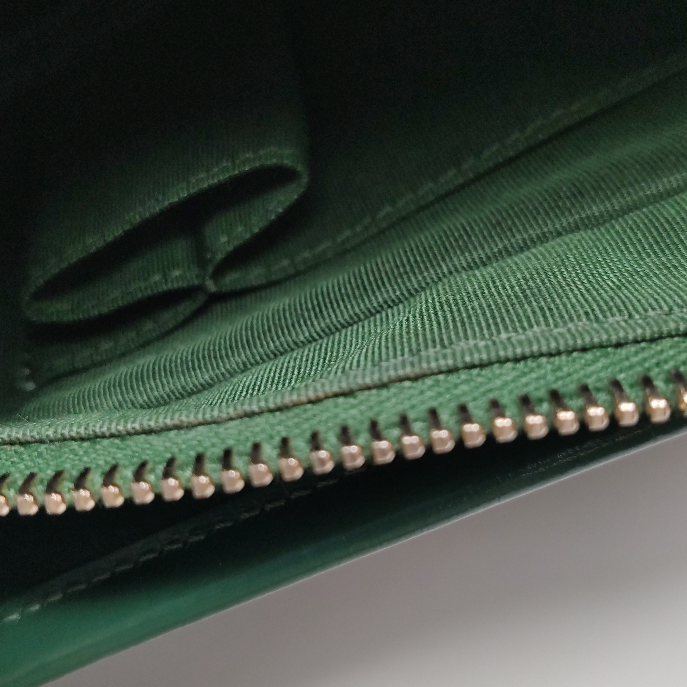 Chanel Gabrielle Hobo Quilted Aged Calfskin Small — photo 8 of 14