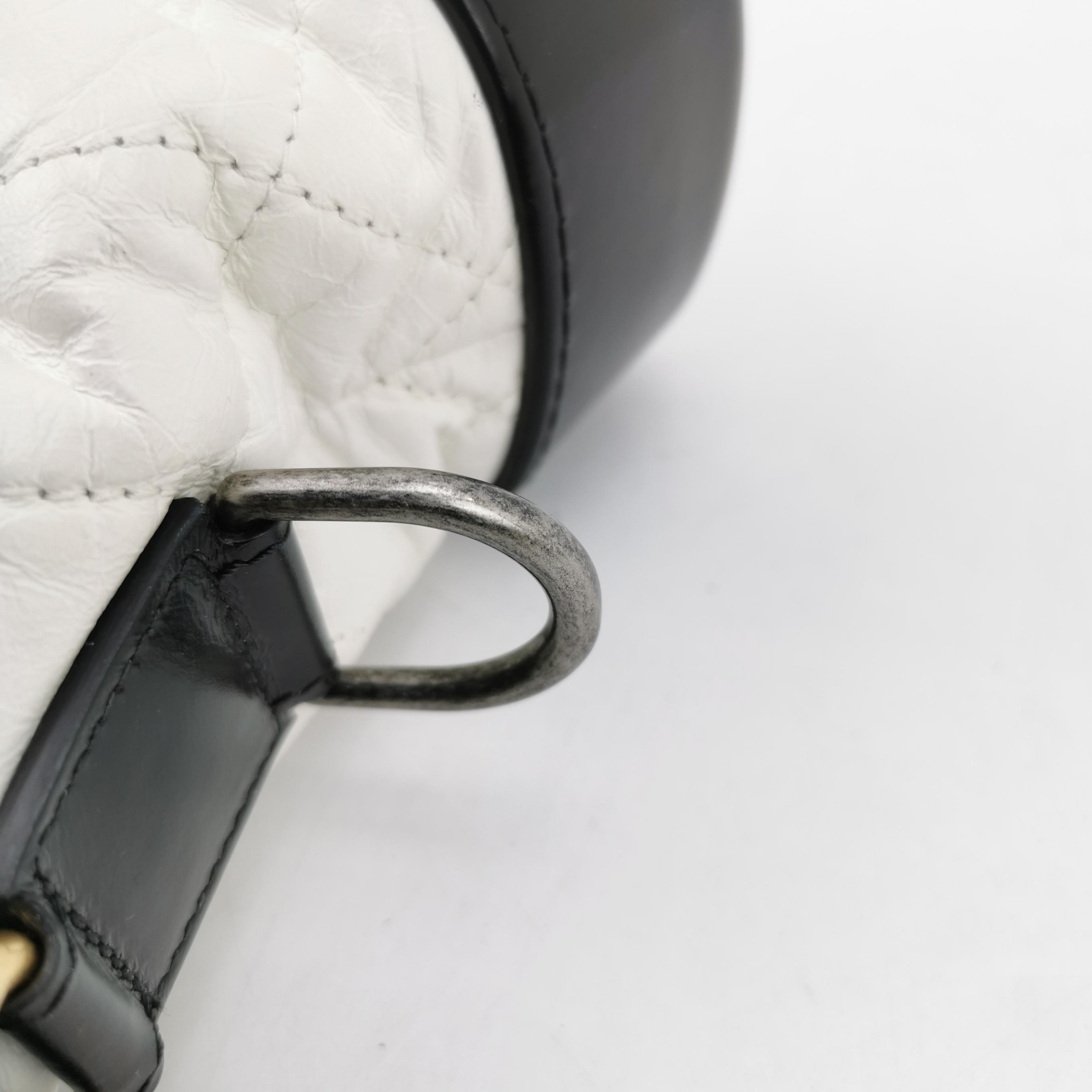 Chanel Gabrielle Hobo Quilted Aged Calfskin Small — photo 9 of 9