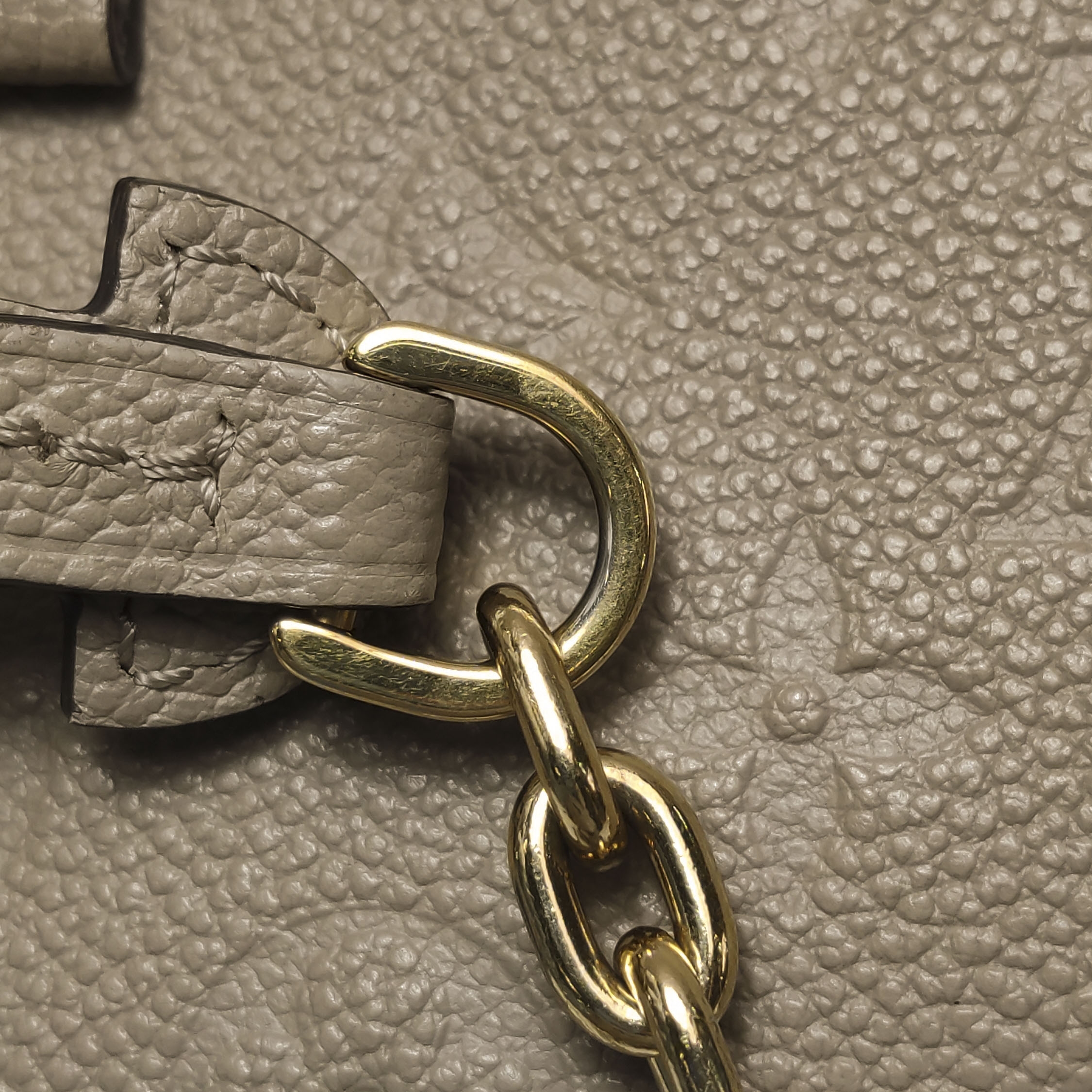 Louis Vuitton(LV) Vavin Handbag Monogram Empreinte Leather PM — photo 13 of 16