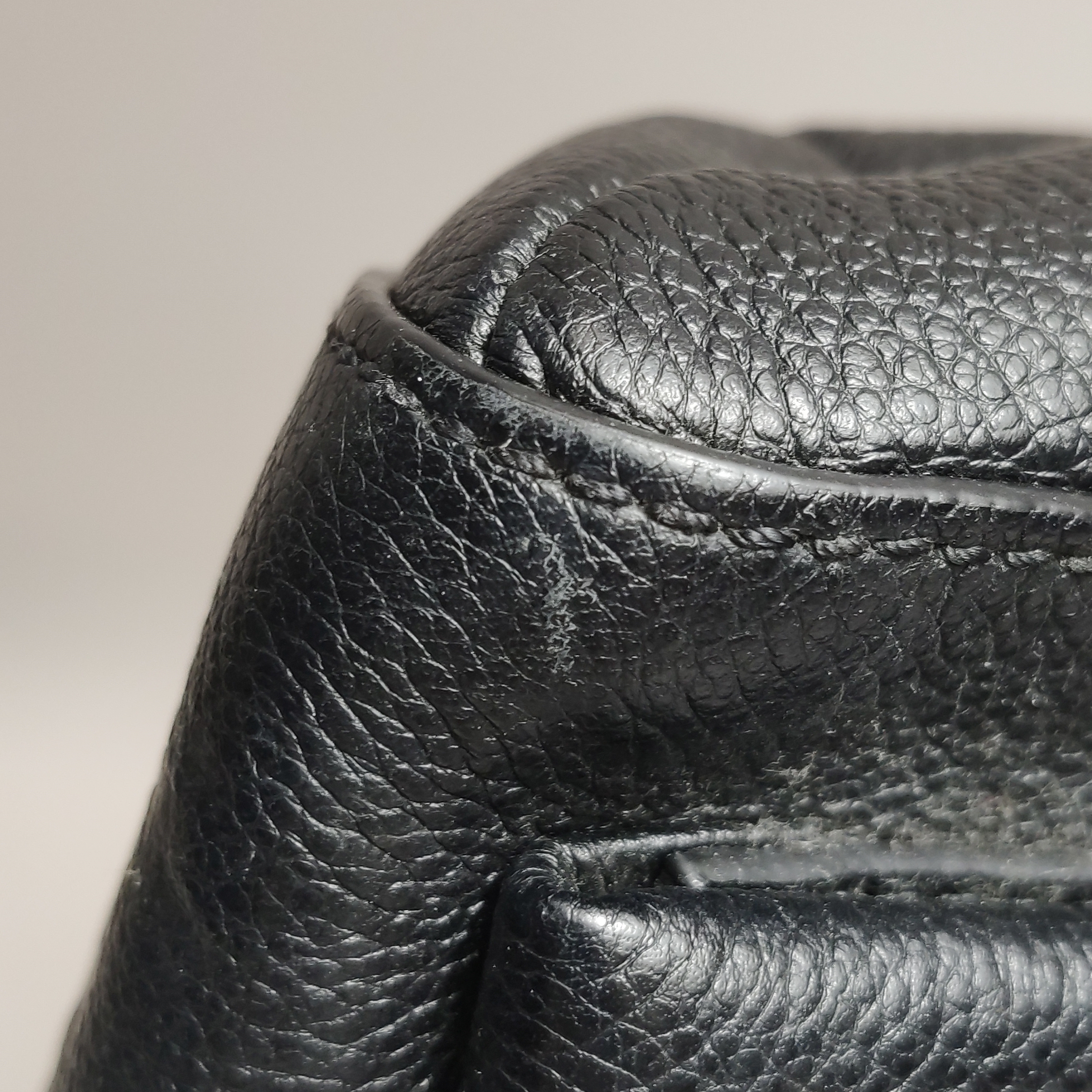 Louis Vuitton(LV) Vavin Handbag Monogram Empreinte Leather PM — photo 10 of 14