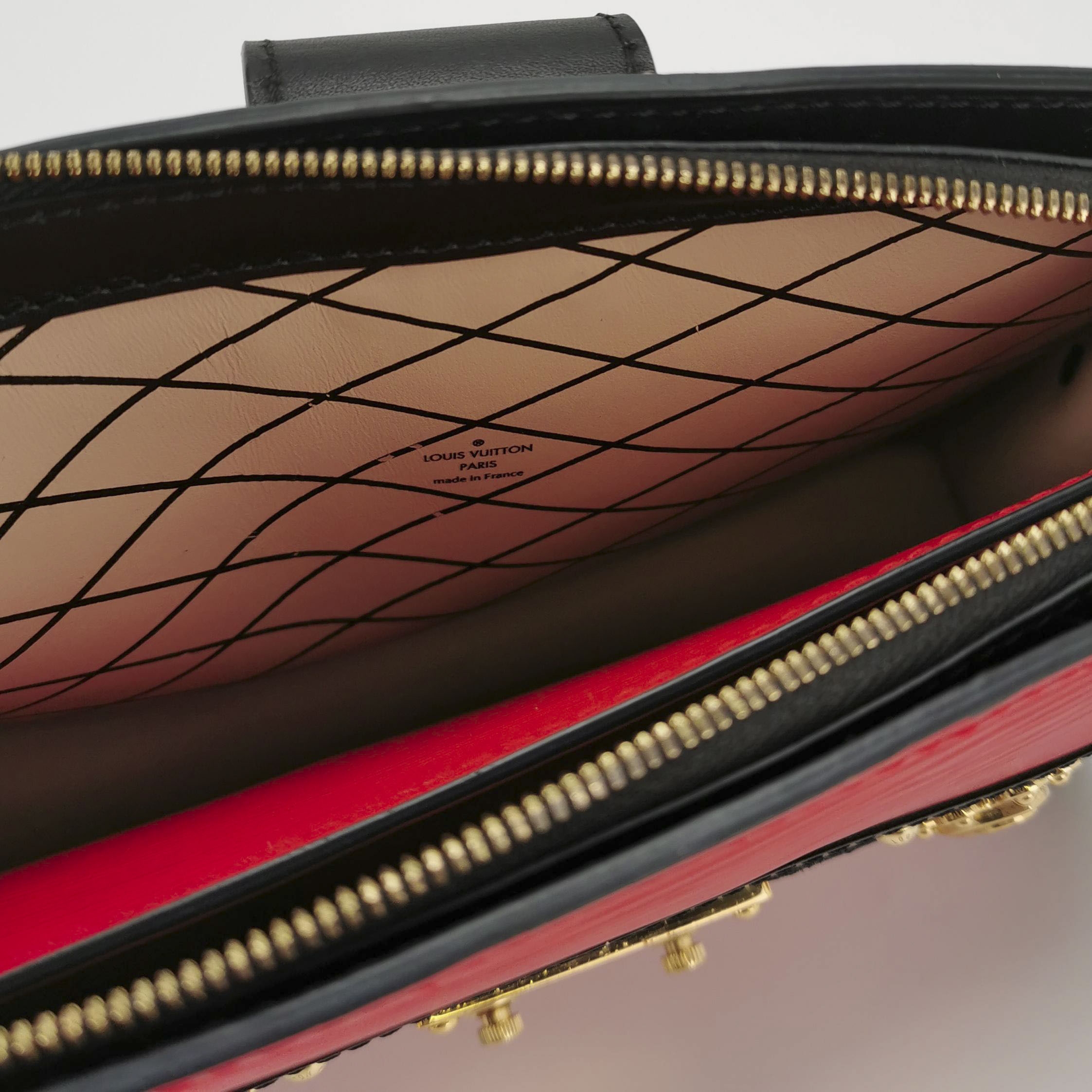 Louis Vuitton(LV) Trunk Clutch Epi Leather — photo 7 of 11