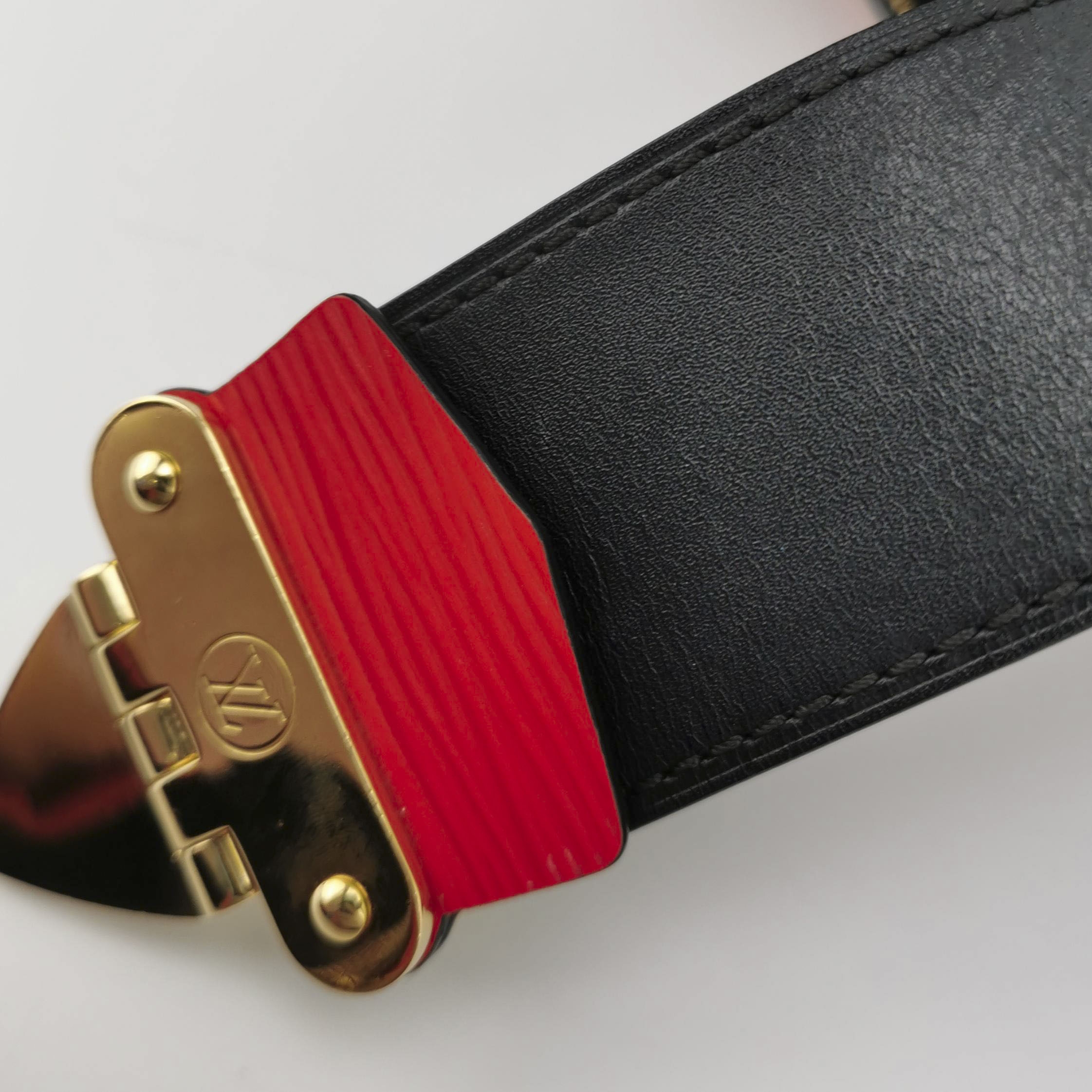 Louis Vuitton(LV) Trunk Clutch Epi Leather — photo 10 of 11