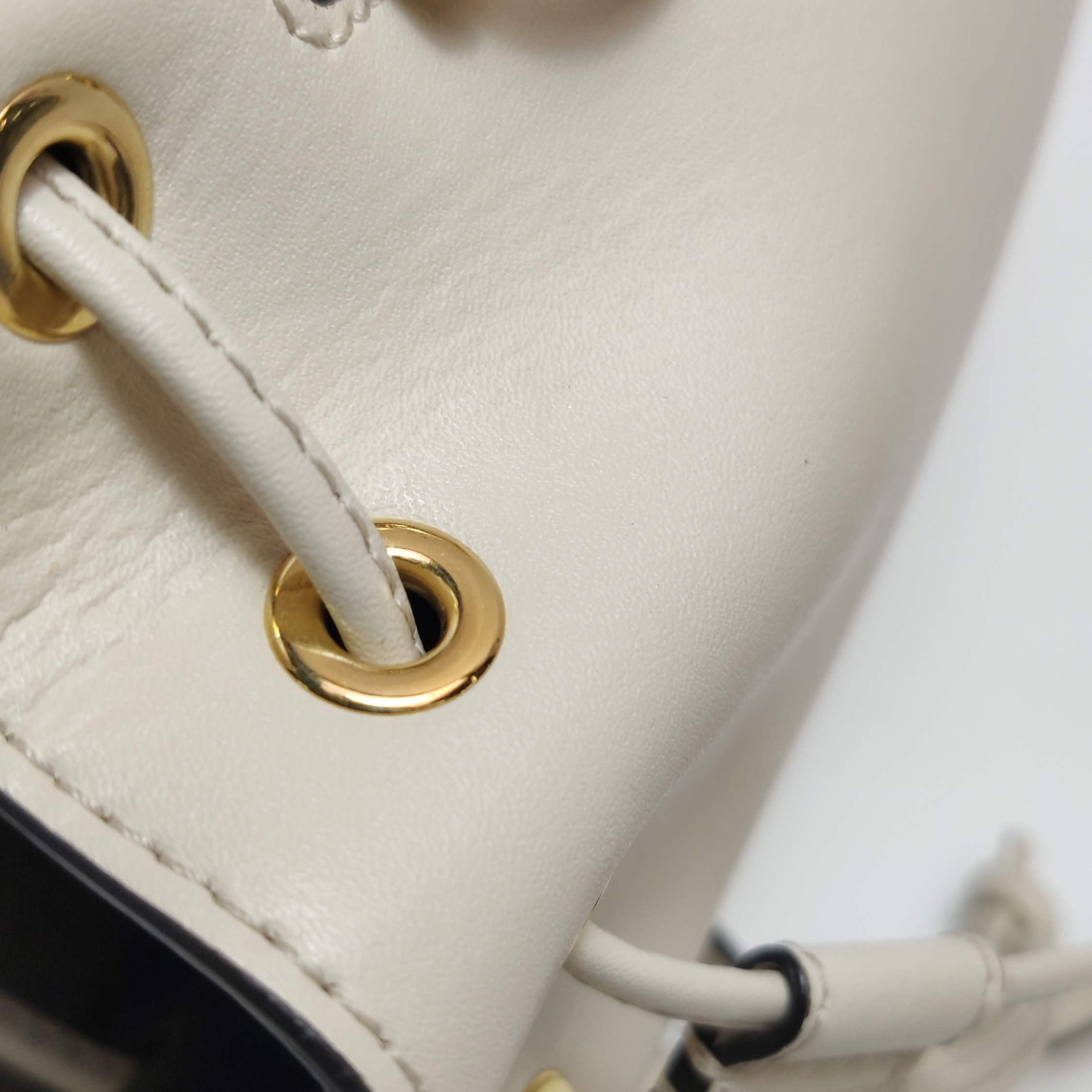 Fendi Mon Tresor Bucket Bag Leather Mini — photo 10 of 15