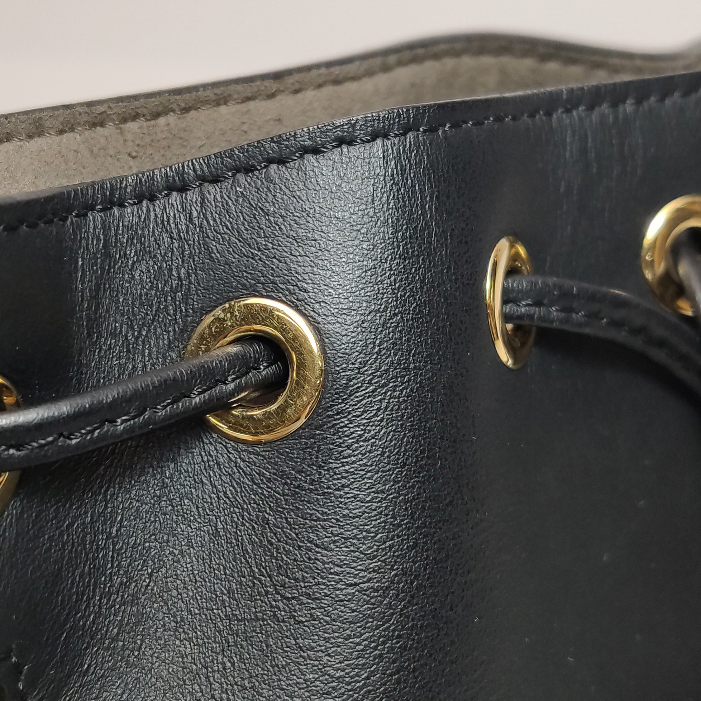 Fendi Mon Tresor Bucket Bag Leather Mini — photo 11 of 14