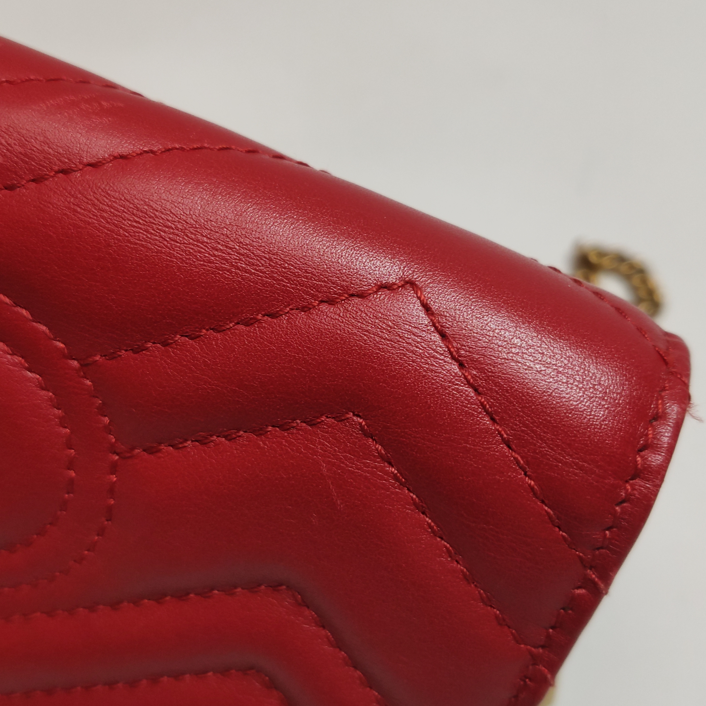 Gucci GG Marmont Chain Flap Bag Matelasse Leather Mini — photo 8 of 11